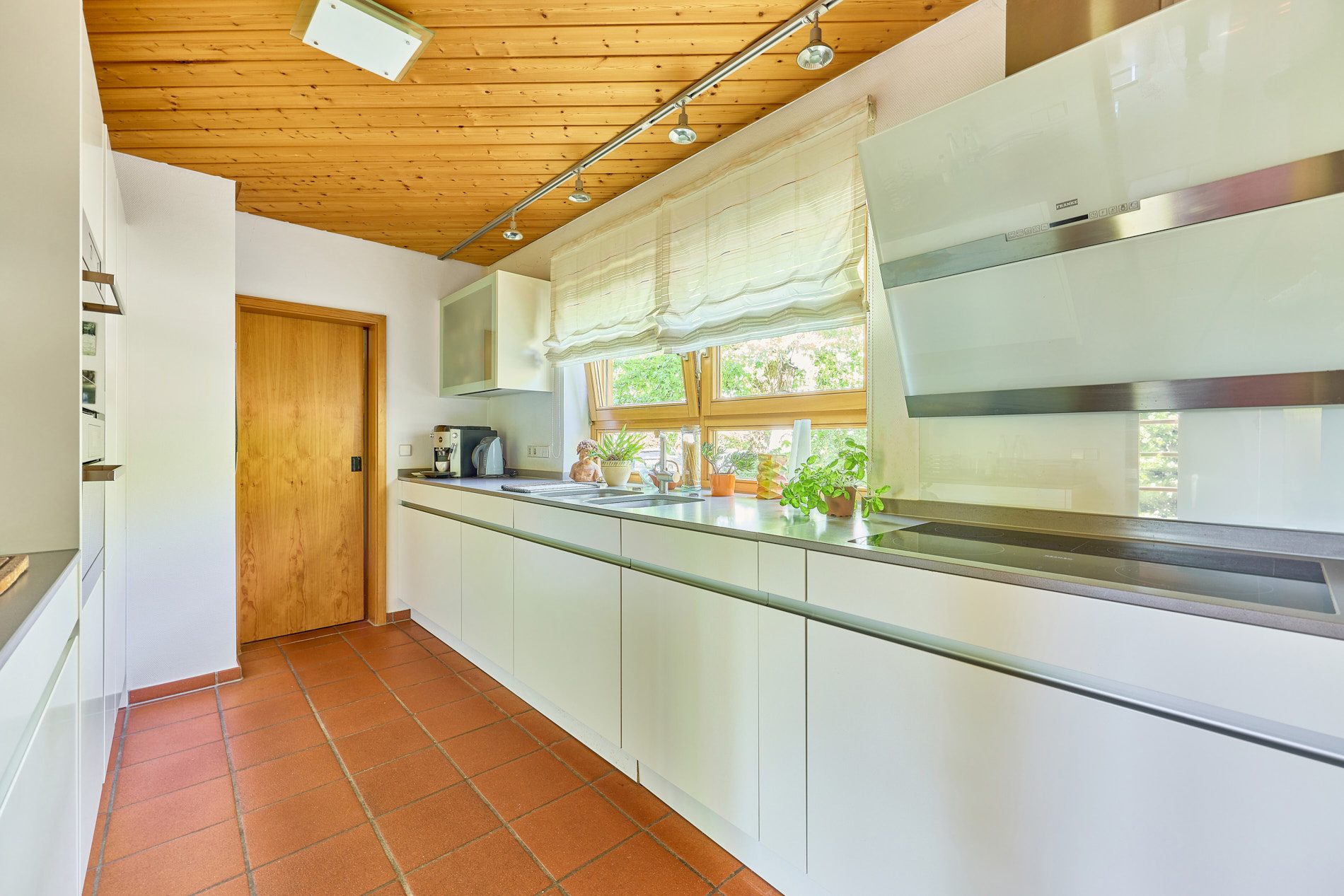 Immobilienangebot - Wiesloch - Alle - Lichtdurchflutet & viel Platz: Großzügiges Einfamilienhaus mit wunderbarem Naturgarten in Wiesloch