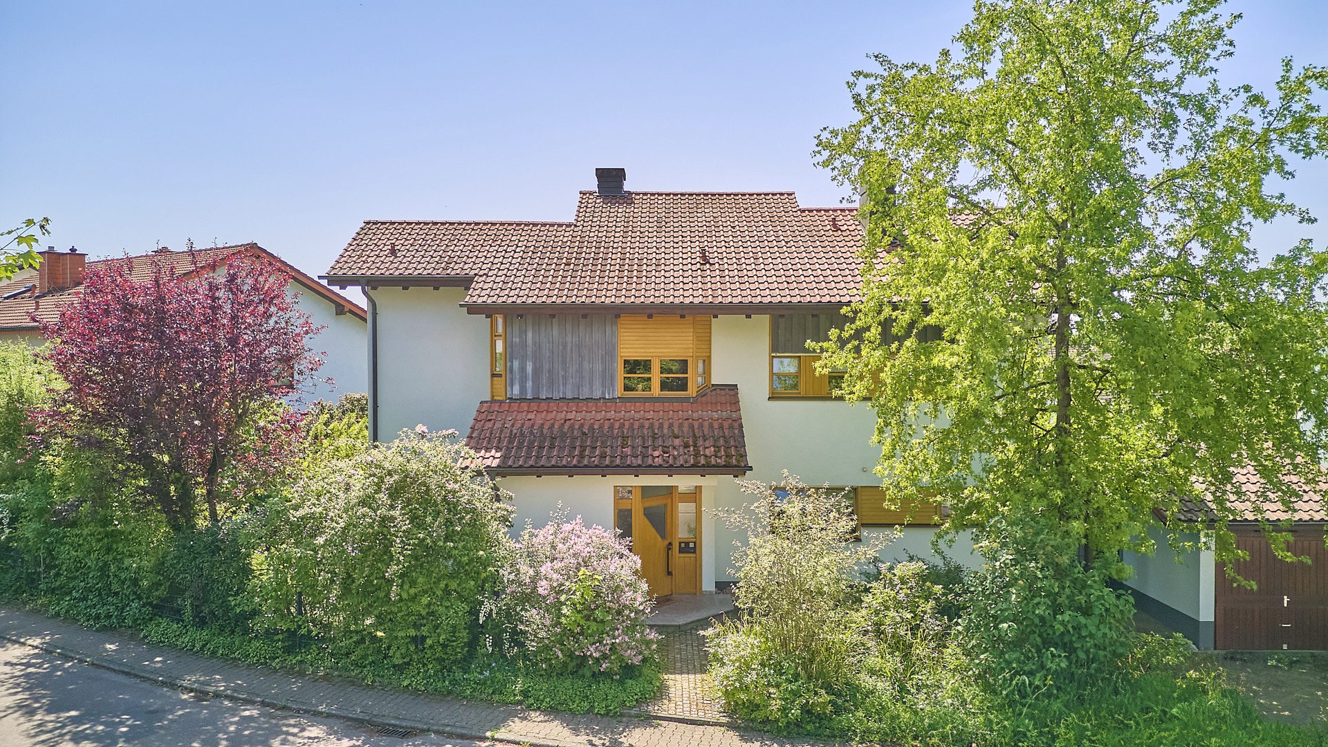 Immobilienangebot - Wiesloch - Alle - Lichtdurchflutet & viel Platz: Großzügiges Einfamilienhaus mit wunderbarem Naturgarten in Wiesloch