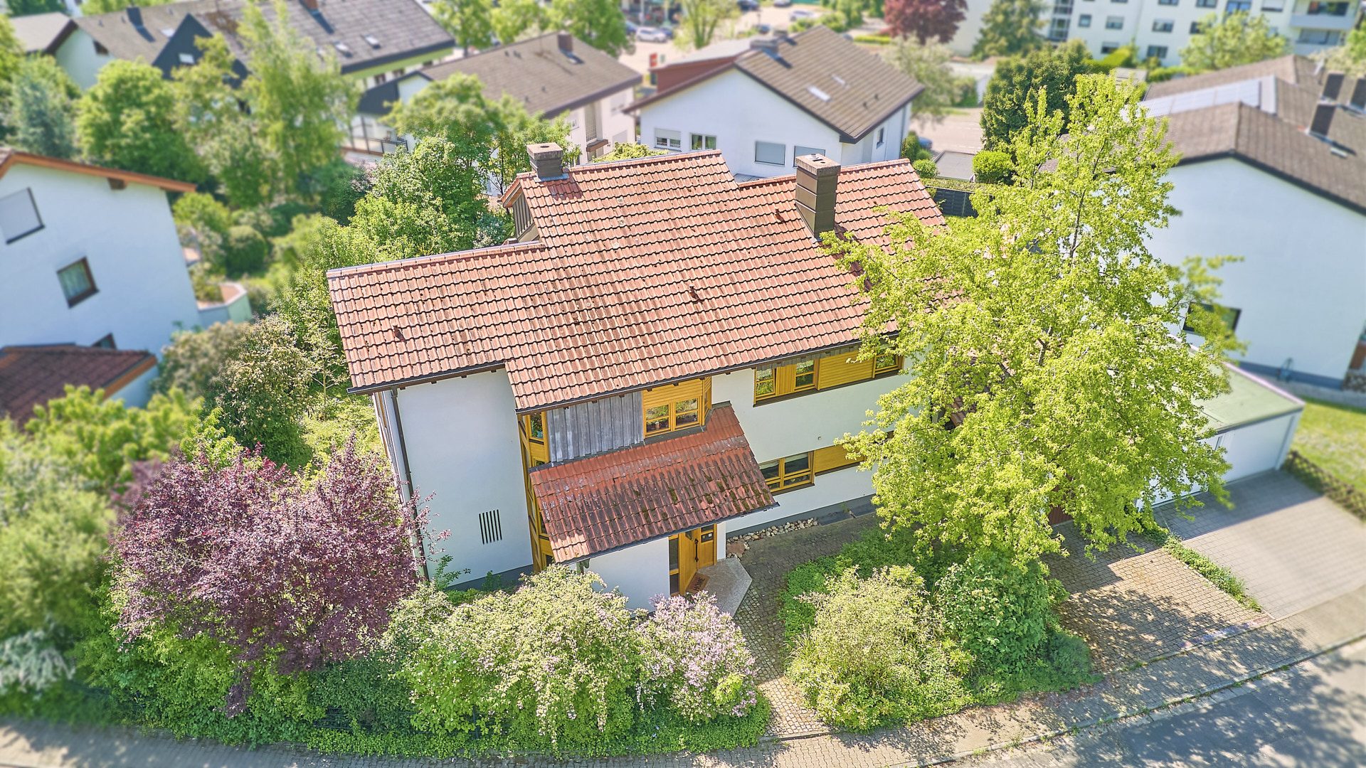 Immobilienangebot - Wiesloch - Alle - Lichtdurchflutet & viel Platz: Großzügiges Einfamilienhaus mit wunderbarem Naturgarten in Wiesloch