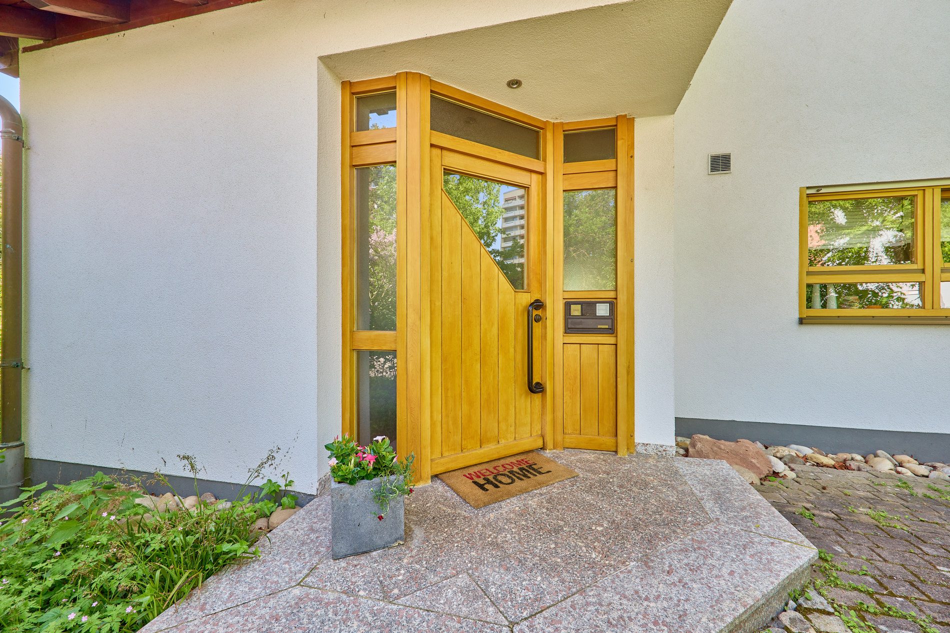 Immobilienangebot - Wiesloch - Alle - Lichtdurchflutet & viel Platz: Großzügiges Einfamilienhaus mit wunderbarem Naturgarten in Wiesloch