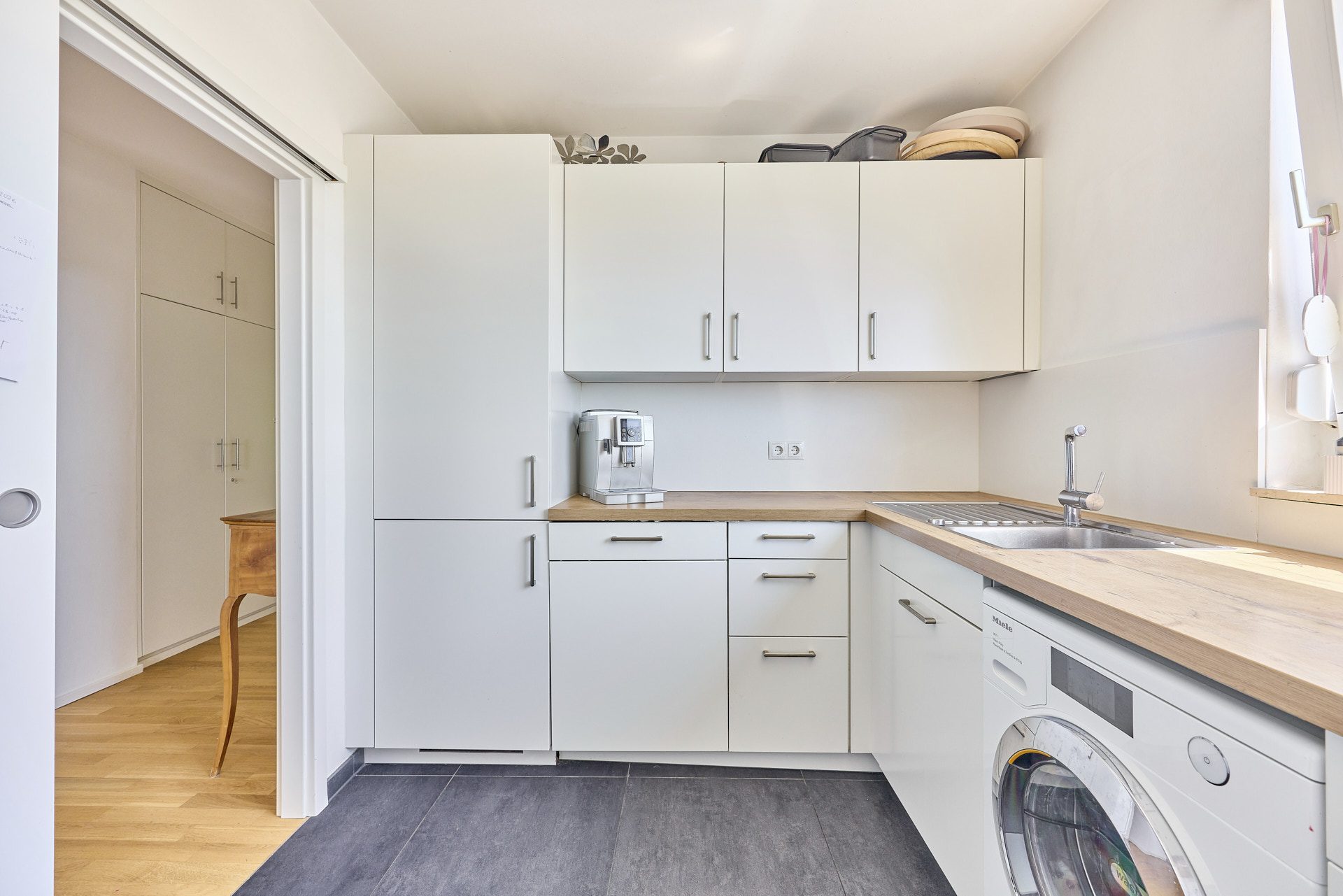 Immobilienangebot - Heidelberg / Handschuhsheim - Alle - Lichtverwöhnt & modernisiert: 4-Zimmer-Penthouse mit fantastischem Ausblick in HD-Handschuhsheim