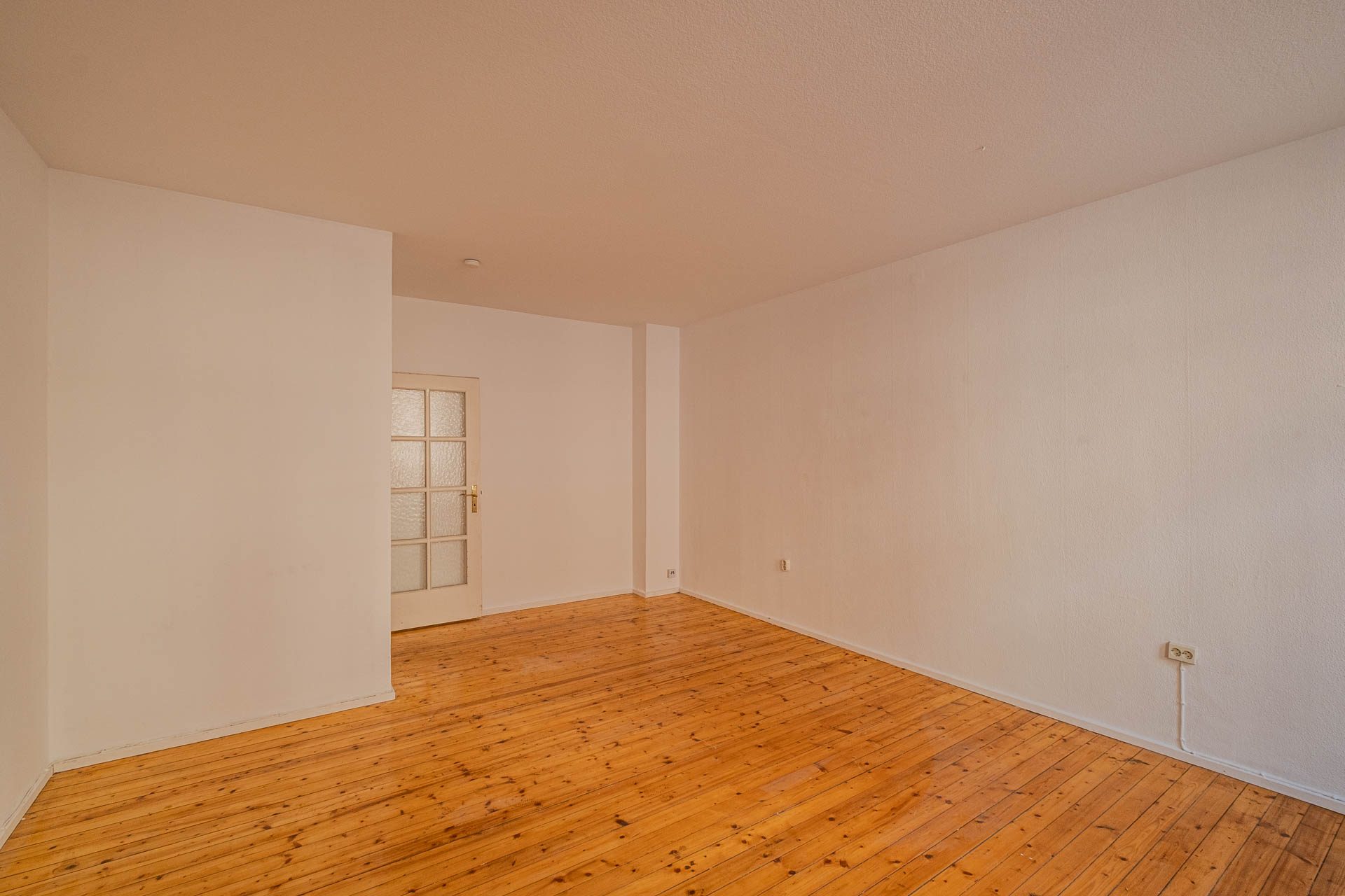 Immobilienangebot - Mannheim - Alle - Altbaucharme trifft auf Ruhe & Grün – Ihre Gelegenheit in Mannheim-Neckarau!