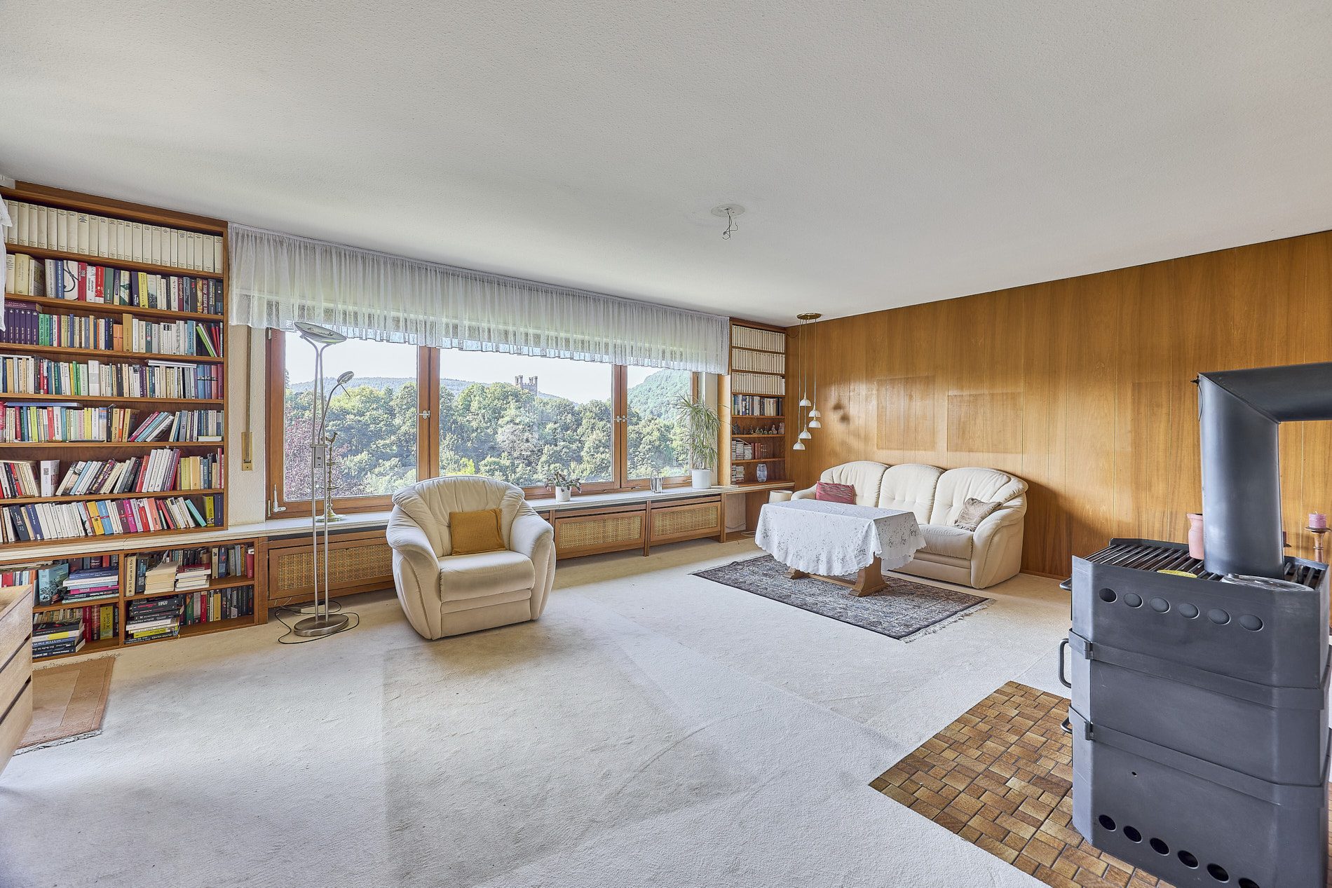 Immobilienangebot - Neckarsteinach - Alle - Burgenpanorama inklusive: sonnenverwöhntes Ein- bis Zweifamilienhaus mit prächtigem Privatgarten