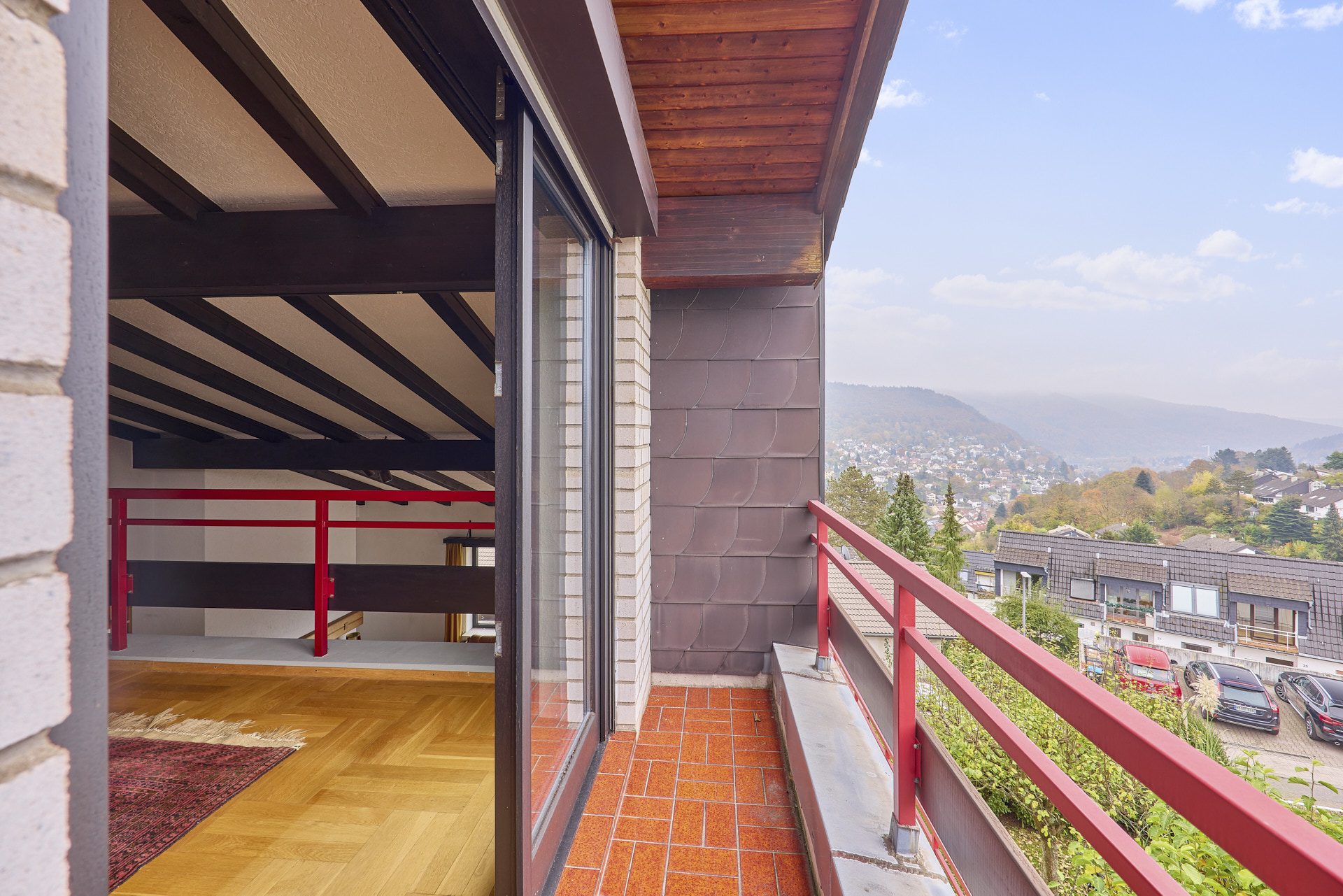 Immobilienangebot - Heidelberg / Ziegelhausen - Alle - Vielseitiges Haus mit Aussicht - ideal für Eigennutzer & Kapitalanleger (2–5 Einheiten möglich)