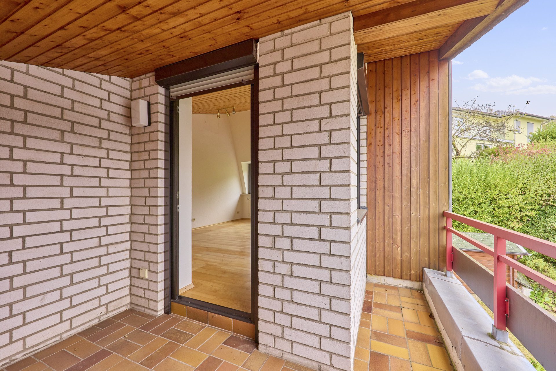 Immobilienangebot - Heidelberg / Ziegelhausen - Alle - Vielseitiges Haus mit Aussicht - ideal für Eigennutzer & Kapitalanleger (2–5 Einheiten möglich)