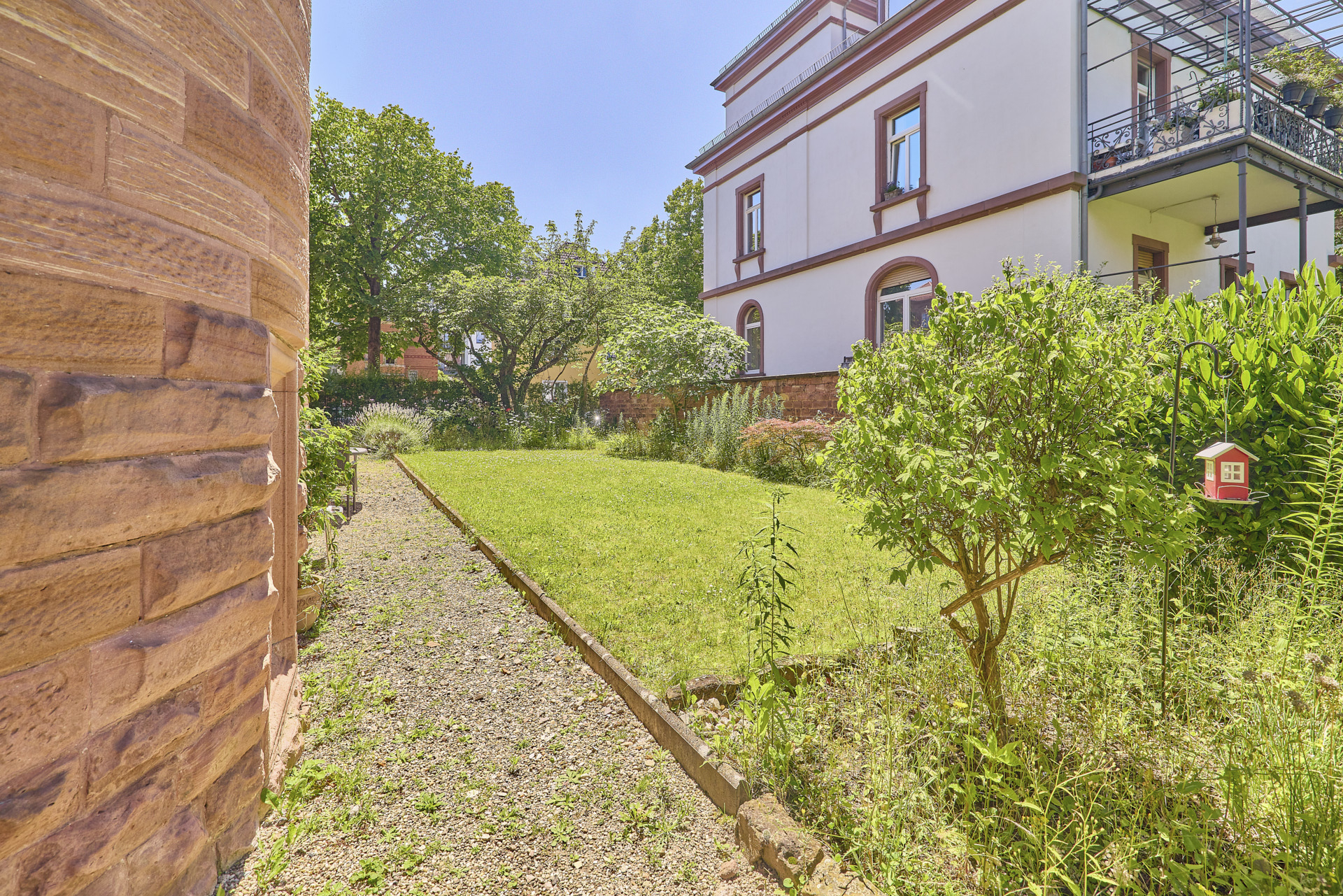 Immobilienangebot - Heidelberg - Alle - Majestätische Altbauvilla mit Garten und voller Charme im Herzen der Heidelberger Weststadt