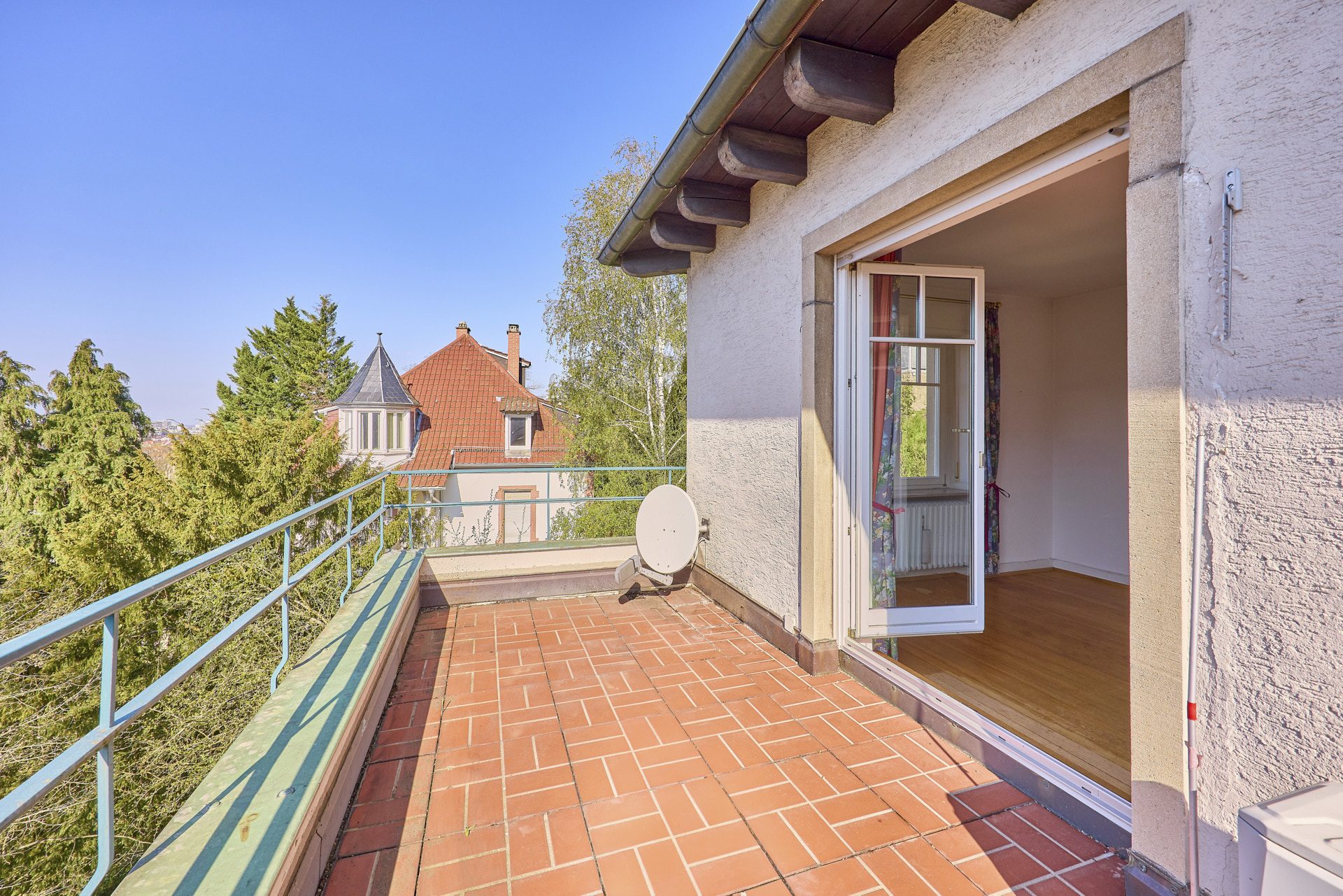 Immobilienangebot - Heidelberg - Alle - HD-Neuenheim: Ehrwürdiges Anwesen mit repräsentativer Wohnfläche in prominenter Hanglage