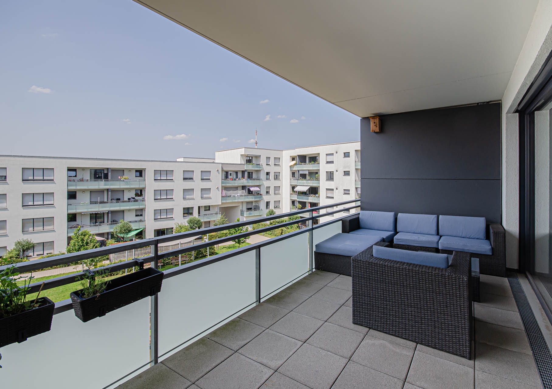 Immobilienangebot - Heidelberg - Alle - Fantastische teil-möblierte Dreizimmerwohnung mit großem Balkon
