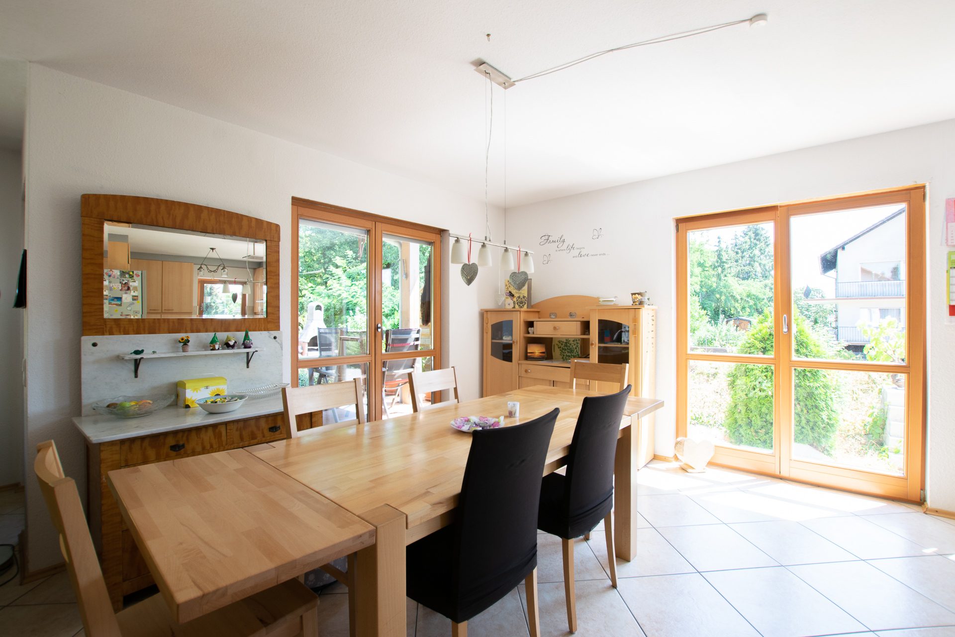 Immobilienangebot - Schwetzingen - Alle - Schwetzingen-Hirschacker: Tolles Haus mit tollen Mietern sucht tollen Kapitalanleger