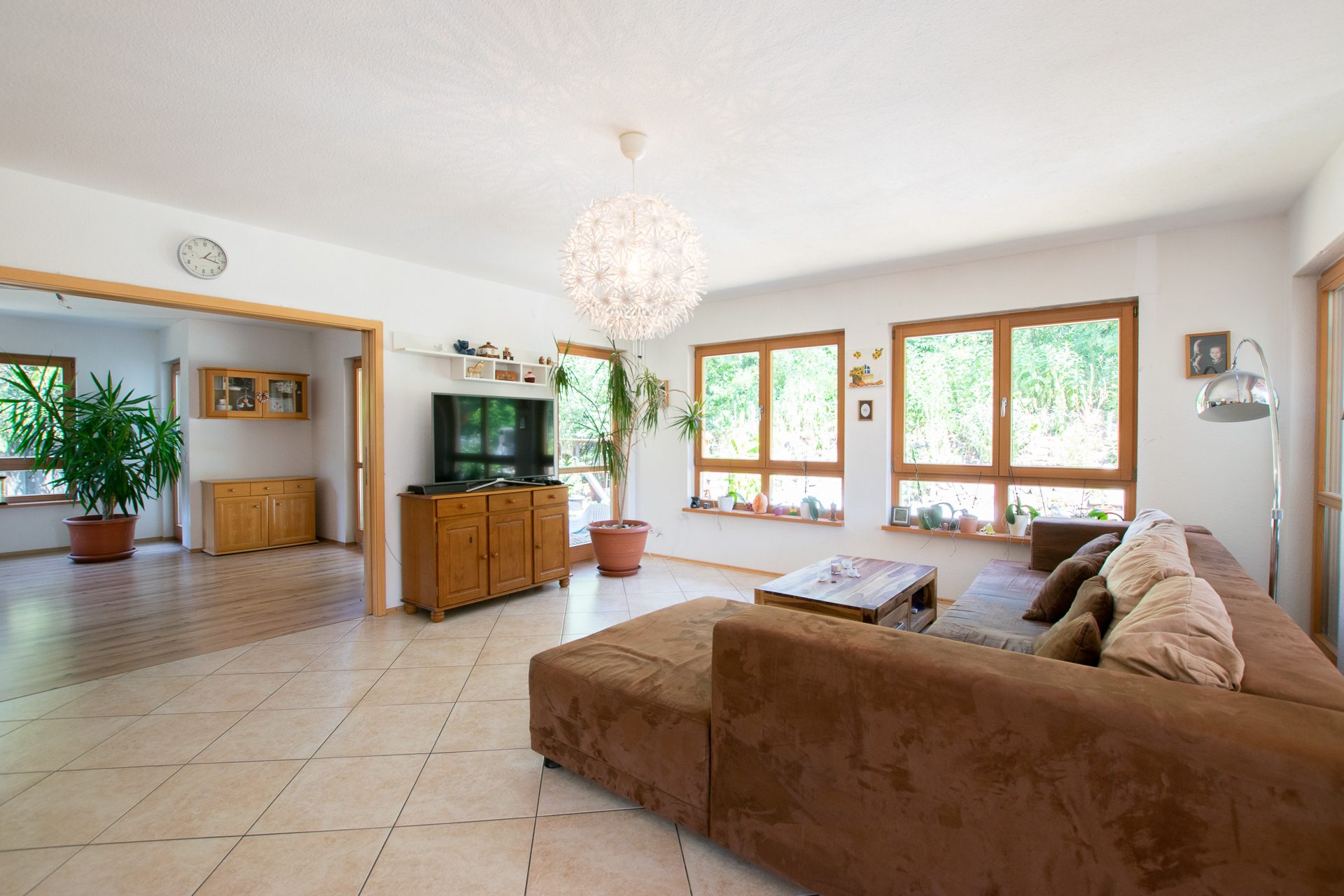 Immobilienangebot - Schwetzingen - Alle - Schwetzingen-Hirschacker: Tolles Haus mit tollen Mietern sucht tollen Kapitalanleger