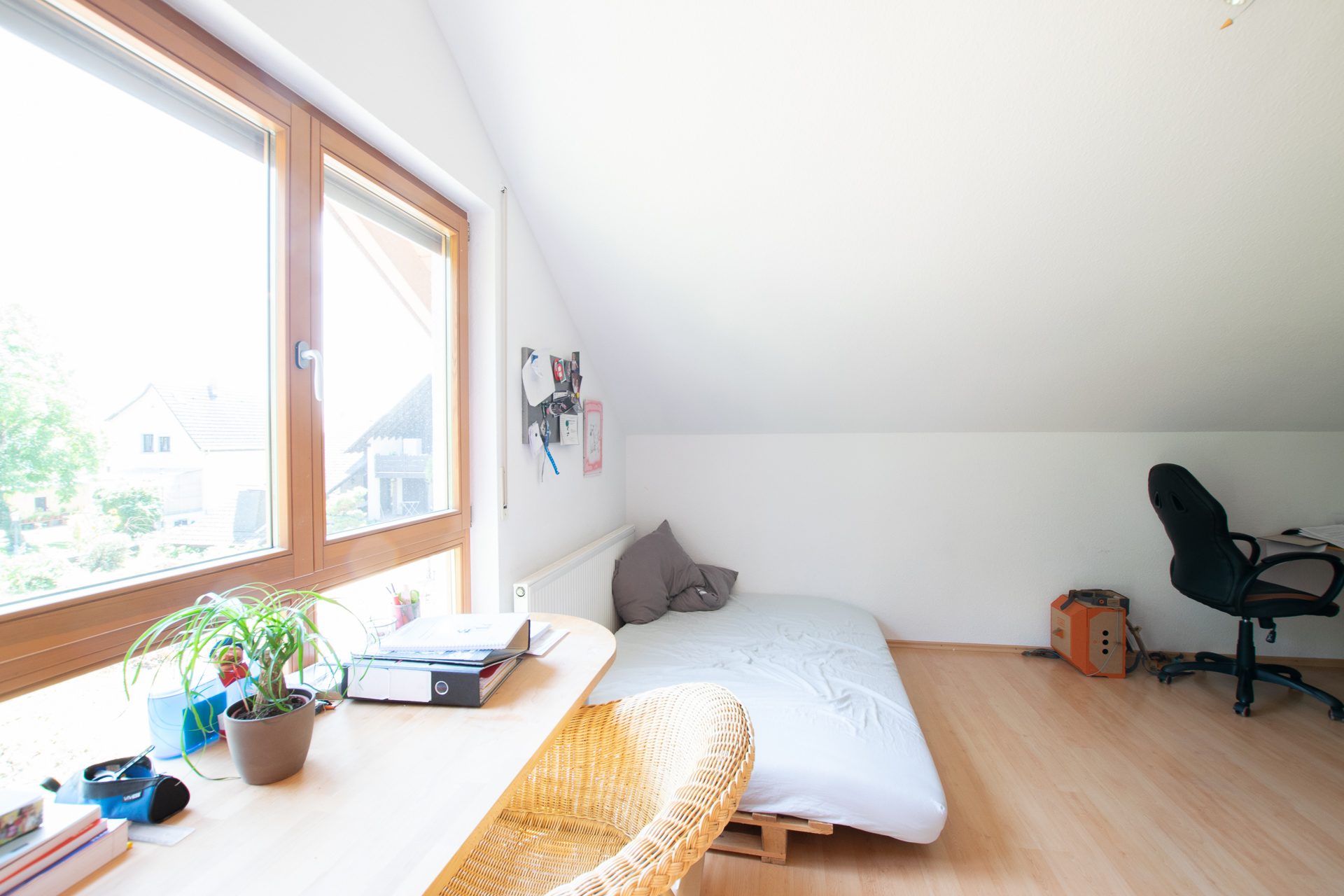 Immobilienangebot - Schwetzingen - Alle - Schwetzingen-Hirschacker: Tolles Haus mit tollen Mietern sucht tollen Kapitalanleger