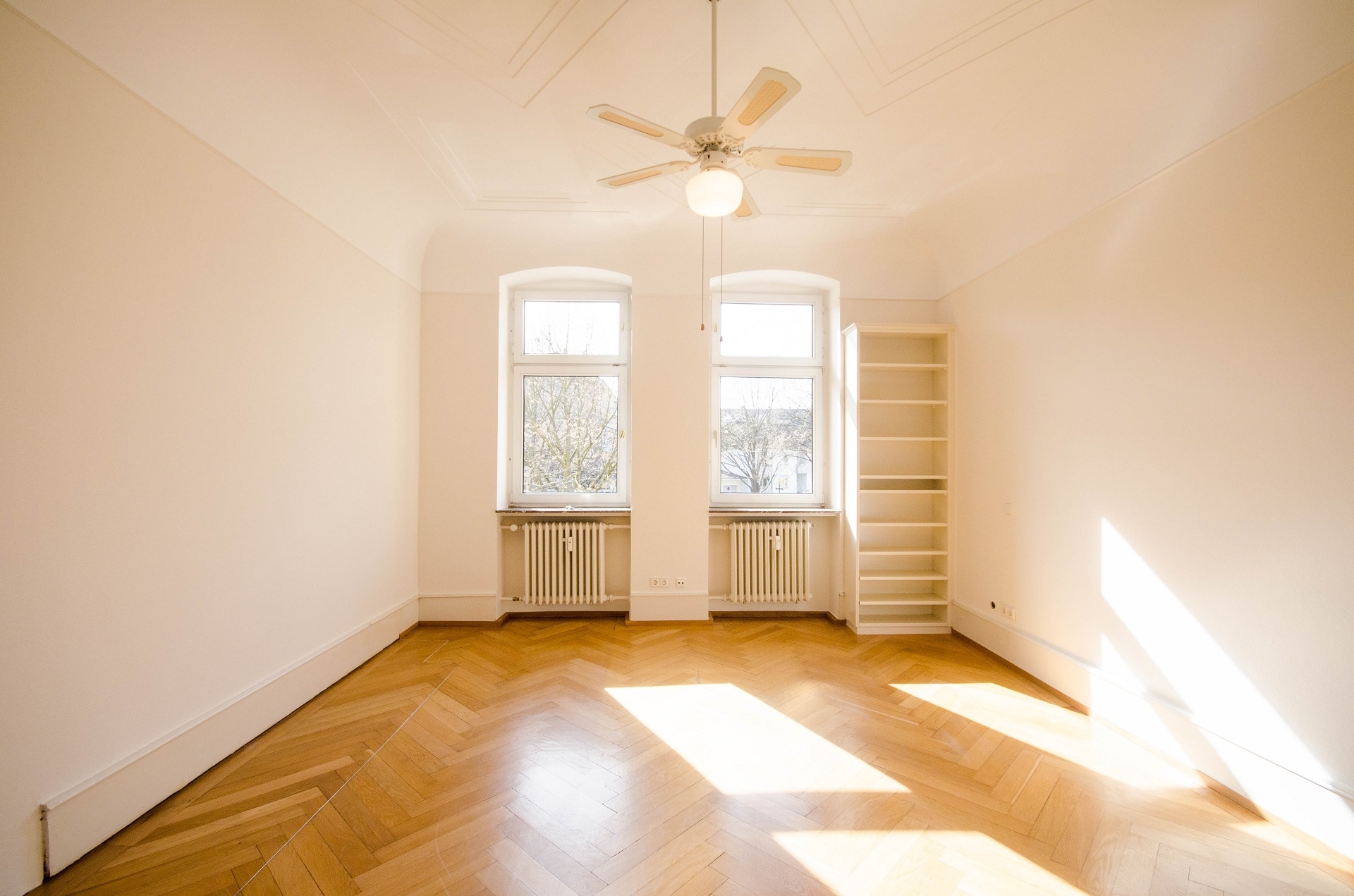 Immobilienangebot - Heidelberg - Alle - Heidelberg-Weststadt: 6-Zimmer-Altbauwohnung in denkmalgeschütztem Anwesen