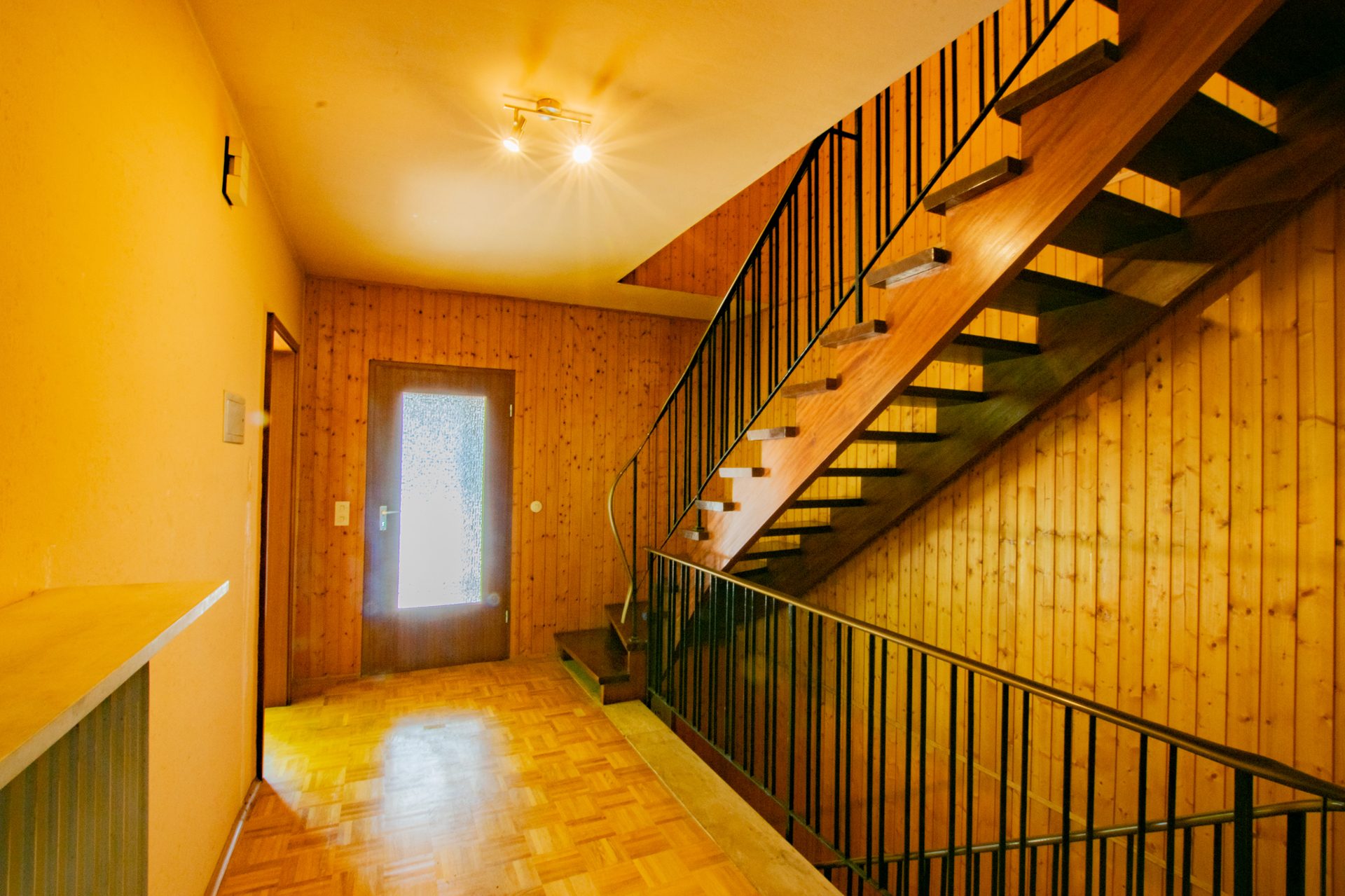 Immobilienangebot - Walldorf - Alle - Sanierungsbedürftiges Reihenmittelhaus zur Realisierung Ihrer Wohnwünsche inklusive Ausbaupotenzial
