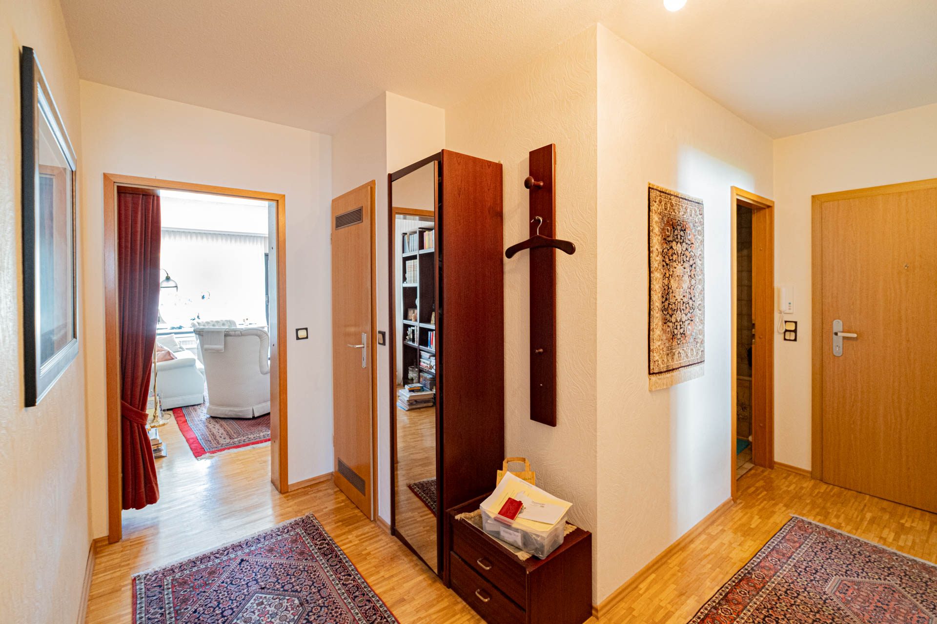Immobilienangebot - Mannheim / Feudenheim - Alle - Mannheim-Feudenheim: bezugsfreie 3-Zimmer-Wohnung mit Loggia, Hobbyraum und Tiefgaragenstellplatz
