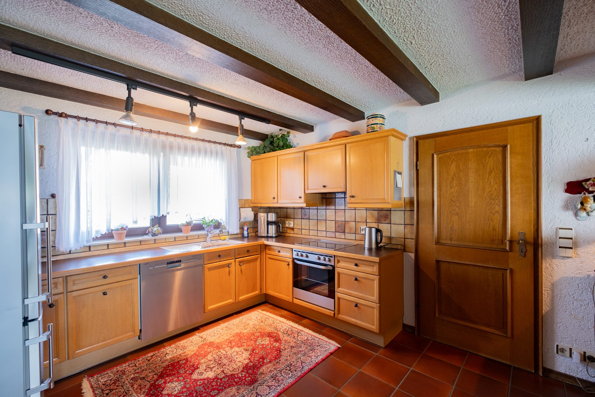 Immobilienangebot - Sandhausen - Alle - Großzügiges Einfamilienhaus mit Garten, vermieteter Einliegerwohnung und spannenden Extras