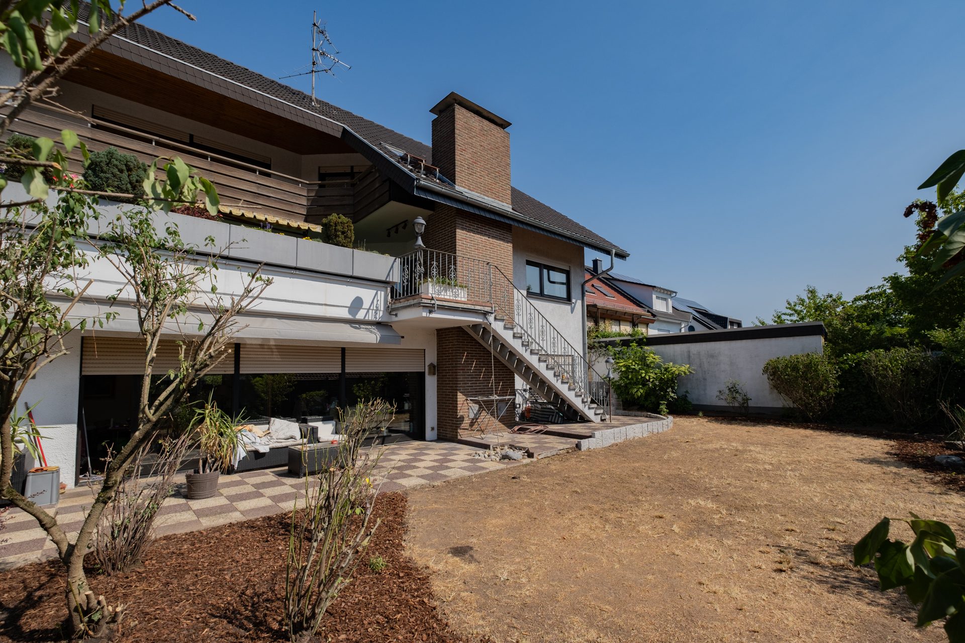 Immobilienangebot - Sandhausen - Alle - Großzügiges Einfamilienhaus mit Garten, vermieteter Einliegerwohnung und spannenden Extras