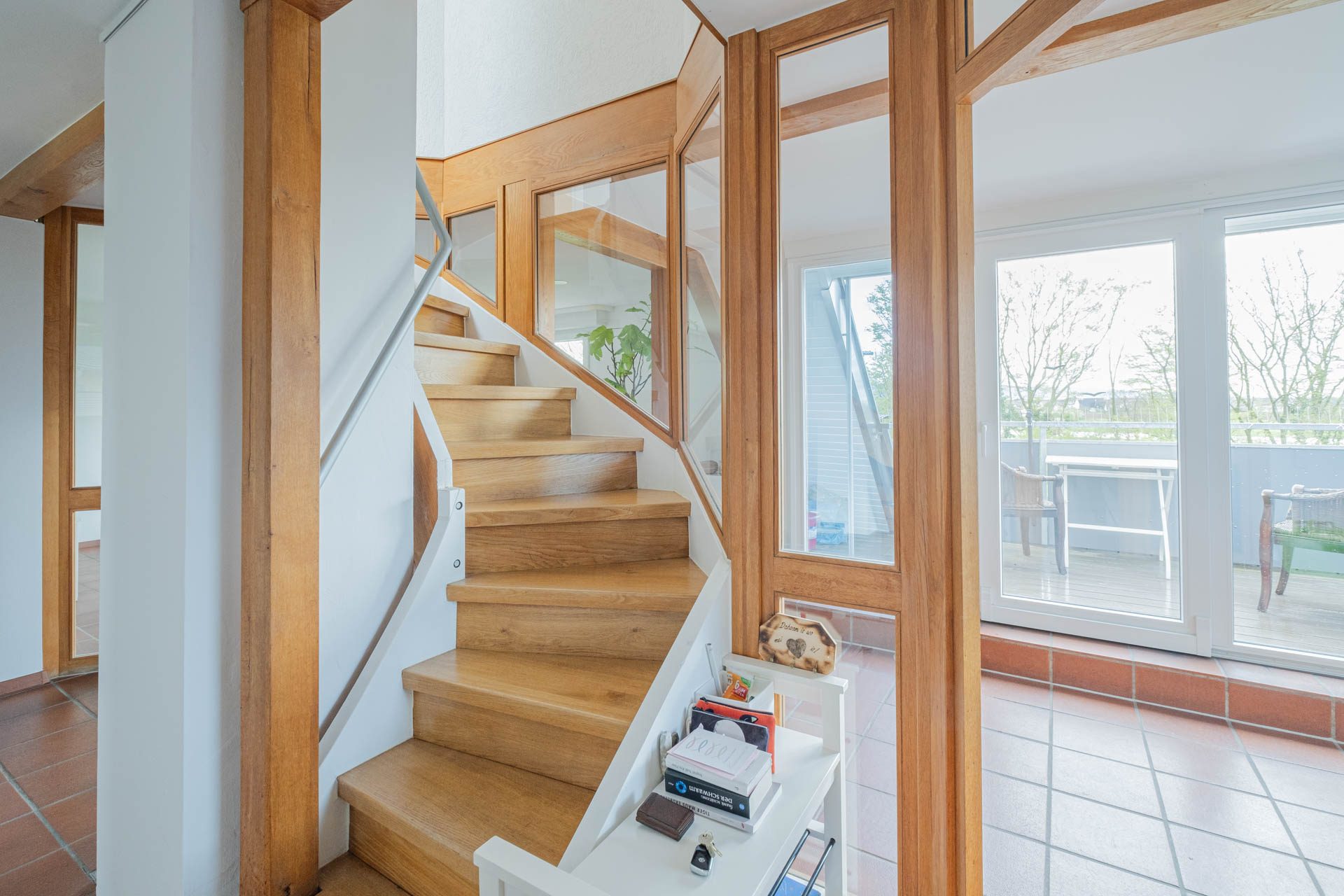 Immobilienangebot - Heidelberg - Alle - Auf Erbpachtgrundstück: 3-Parteienhaus mit Garten, Garagen und vielfältigen Nutzungsmöglichkeiten