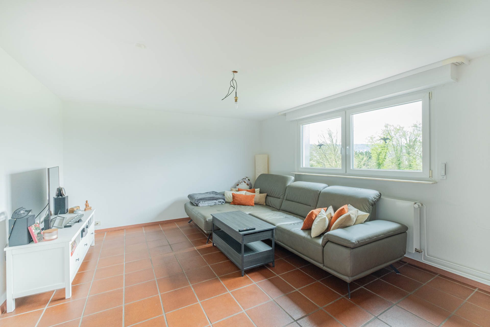Immobilienangebot - Heidelberg - Alle - Auf Erbpachtgrundstück: 3-Parteienhaus mit Garten, Garagen und vielfältigen Nutzungsmöglichkeiten