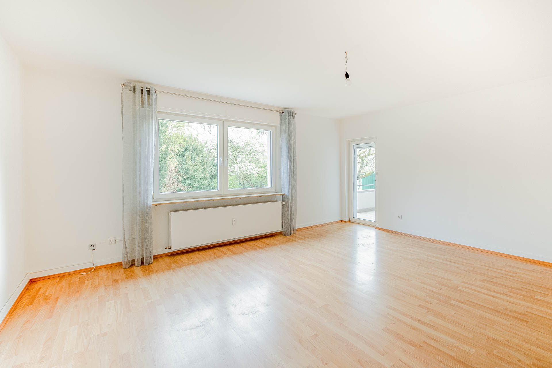 Immobilienangebot - Heidelberg - Alle - Auf Erbpachtgrundstück: 3-Parteienhaus mit Garten, Garagen und vielfältigen Nutzungsmöglichkeiten