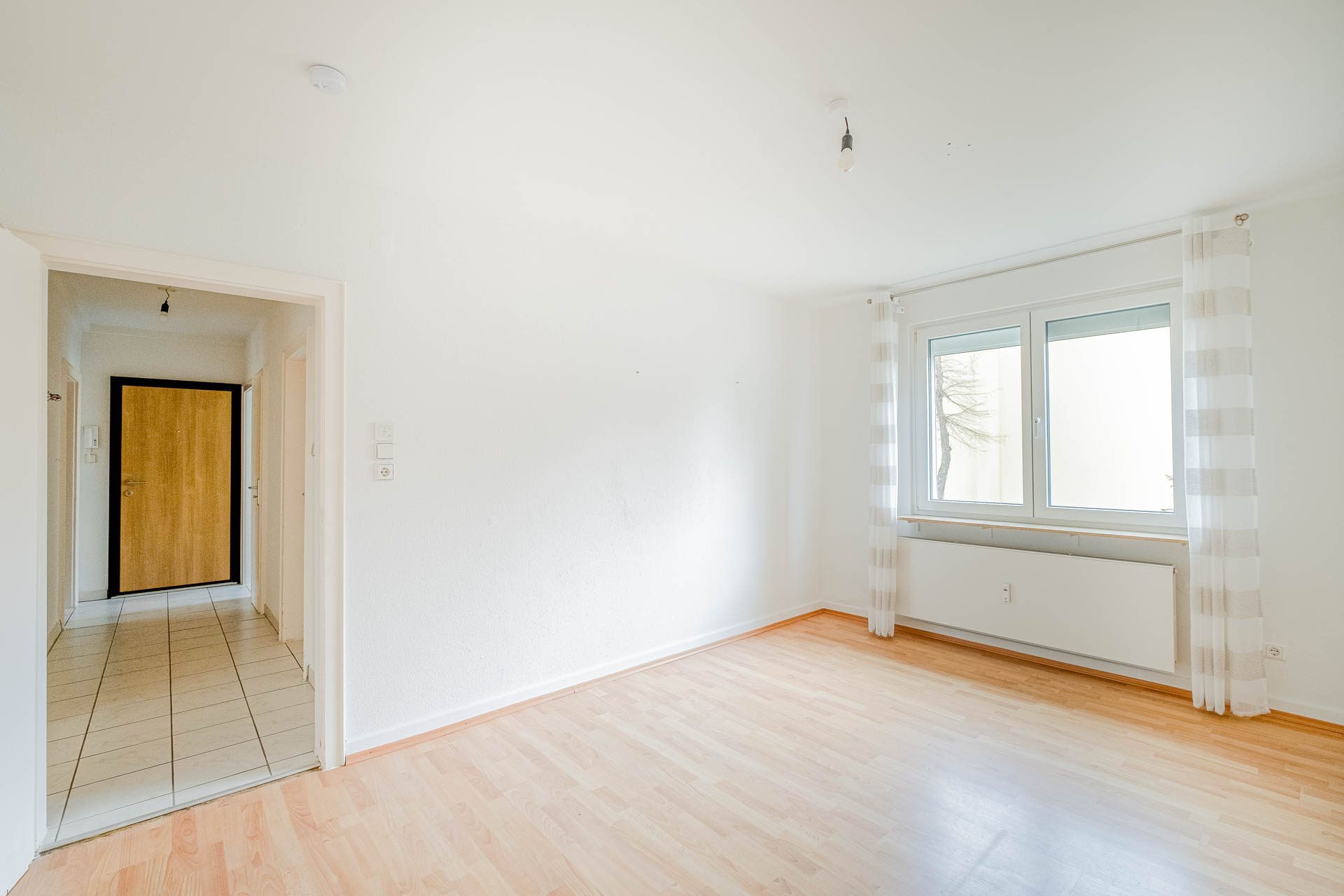 Immobilienangebot - Heidelberg - Alle - Auf Erbpachtgrundstück: 3-Parteienhaus mit Garten, Garagen und vielfältigen Nutzungsmöglichkeiten
