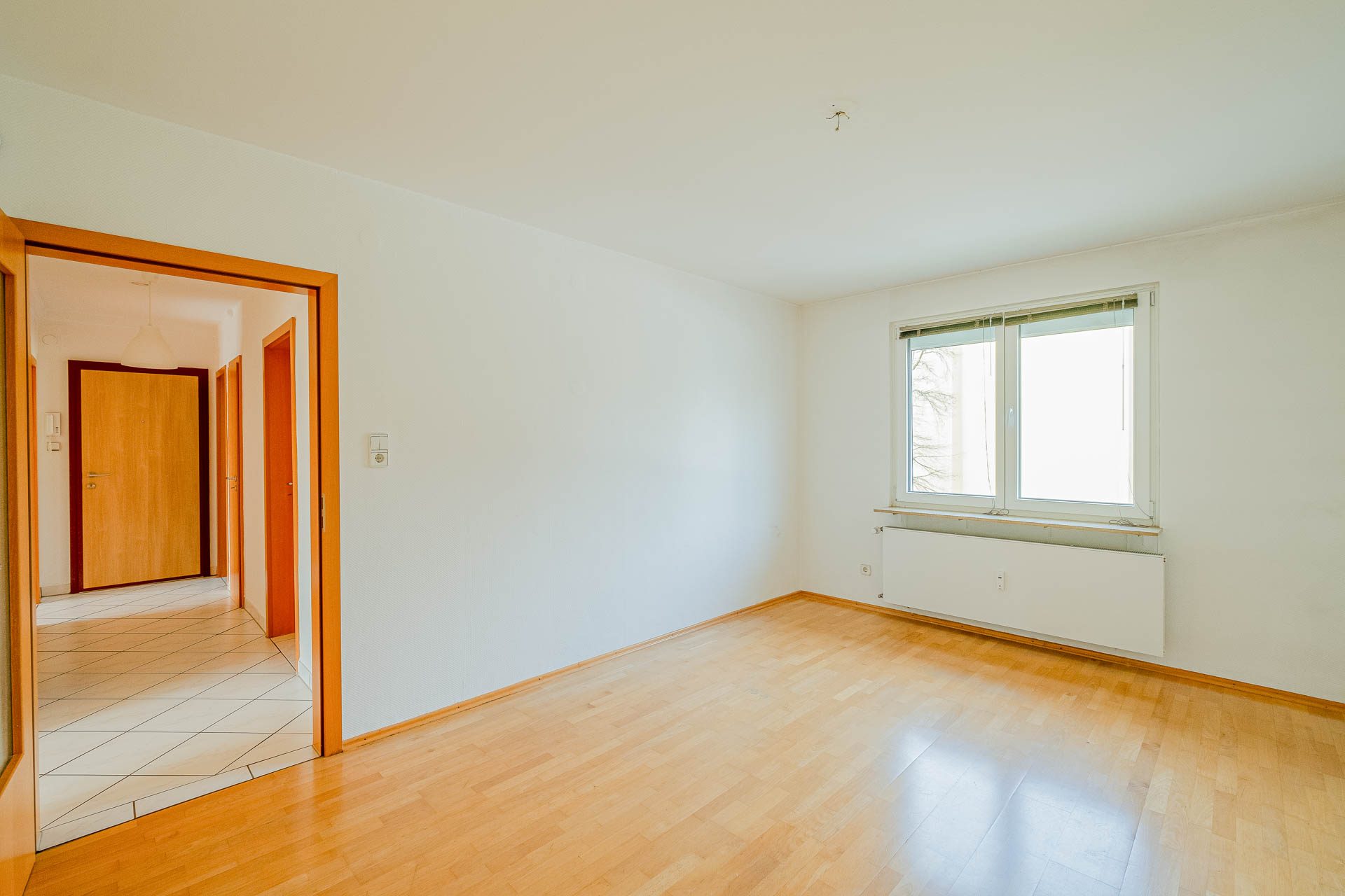 Immobilienangebot - Heidelberg - Alle - Auf Erbpachtgrundstück: 3-Parteienhaus mit Garten, Garagen und vielfältigen Nutzungsmöglichkeiten
