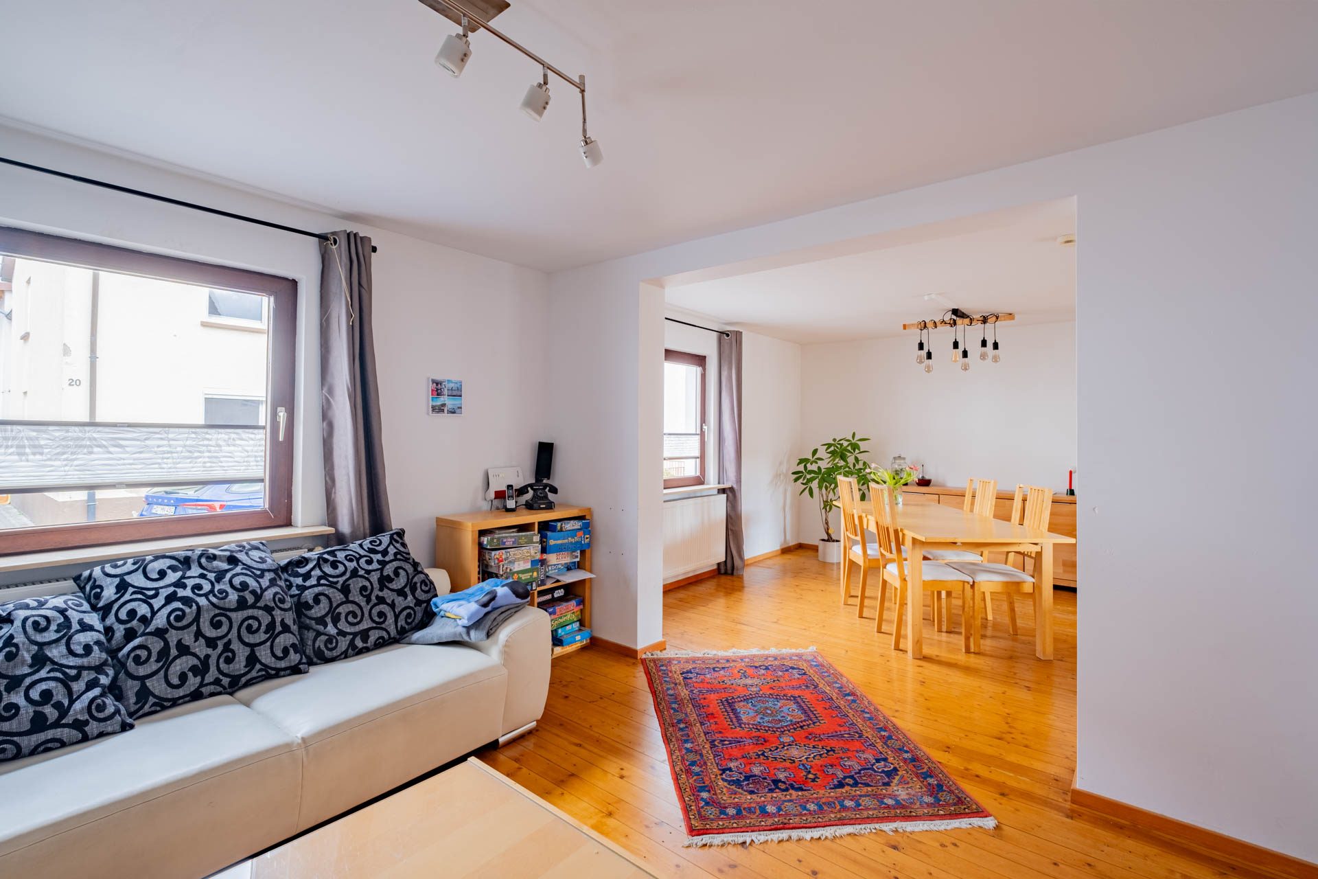Immobilienangebot - Eppelheim - Alle - Ohne Käuferprovision in Eppelheim: Doppelhaushälfte mit Garten und Anbau, teilmodernisiert in 2016