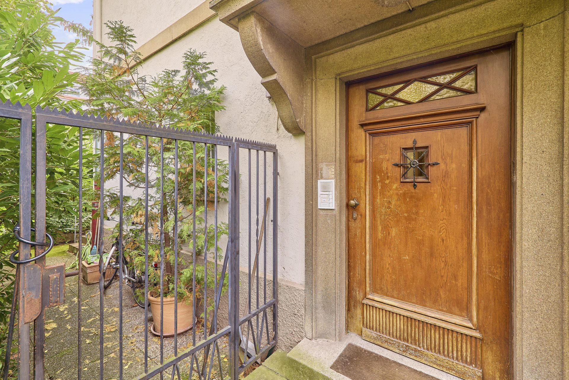 Immobilienangebot - Heidelberg - Alle - Handschuhsheim: Freundliches Mehrfamilienhaus mit drei Wohneinheiten in begehrter Wohnlage