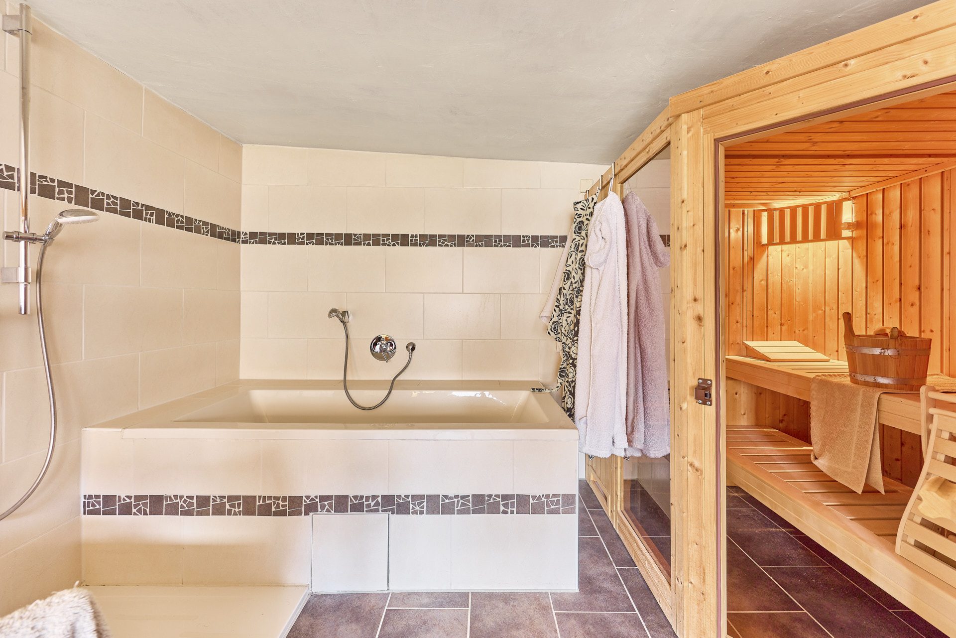 Immobilienangebot - Heidelberg - Alle - Käuferprovisionsfrei: Schmuckstück im Herzen von Alt-Rohrbach - EFH mit Charme, Historie & Potential