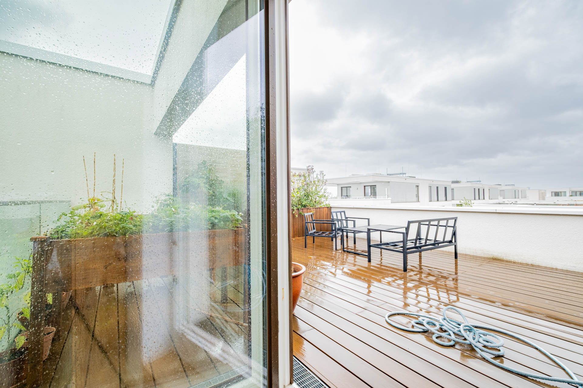 Immobilienangebot - Heidelberg - Alle - Attraktive Crossover-Wohnung mit TG-Stellplatz, Balkon, Atrium und Dachterrasse im Reihenhausstil