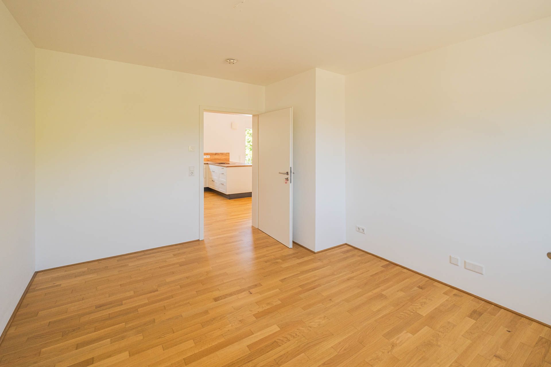 Immobilienangebot - Neckargemünd - Alle - Neuwertige Maisonette Wohnung mit Balkon, Galerie und Tiefgarage in Neckargemünd
