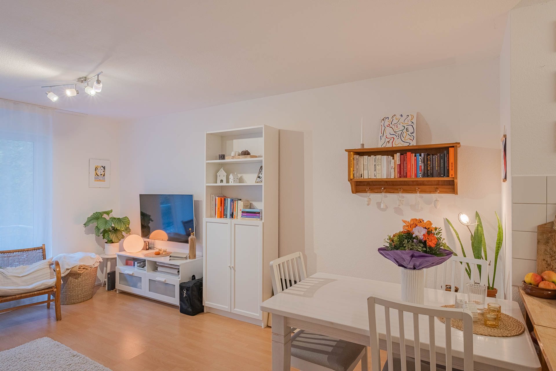 Immobilienangebot - Heidelberg - Alle - Charmante 2-Zimmerwohnung mit Loggia im Zentrum von Heidelberg