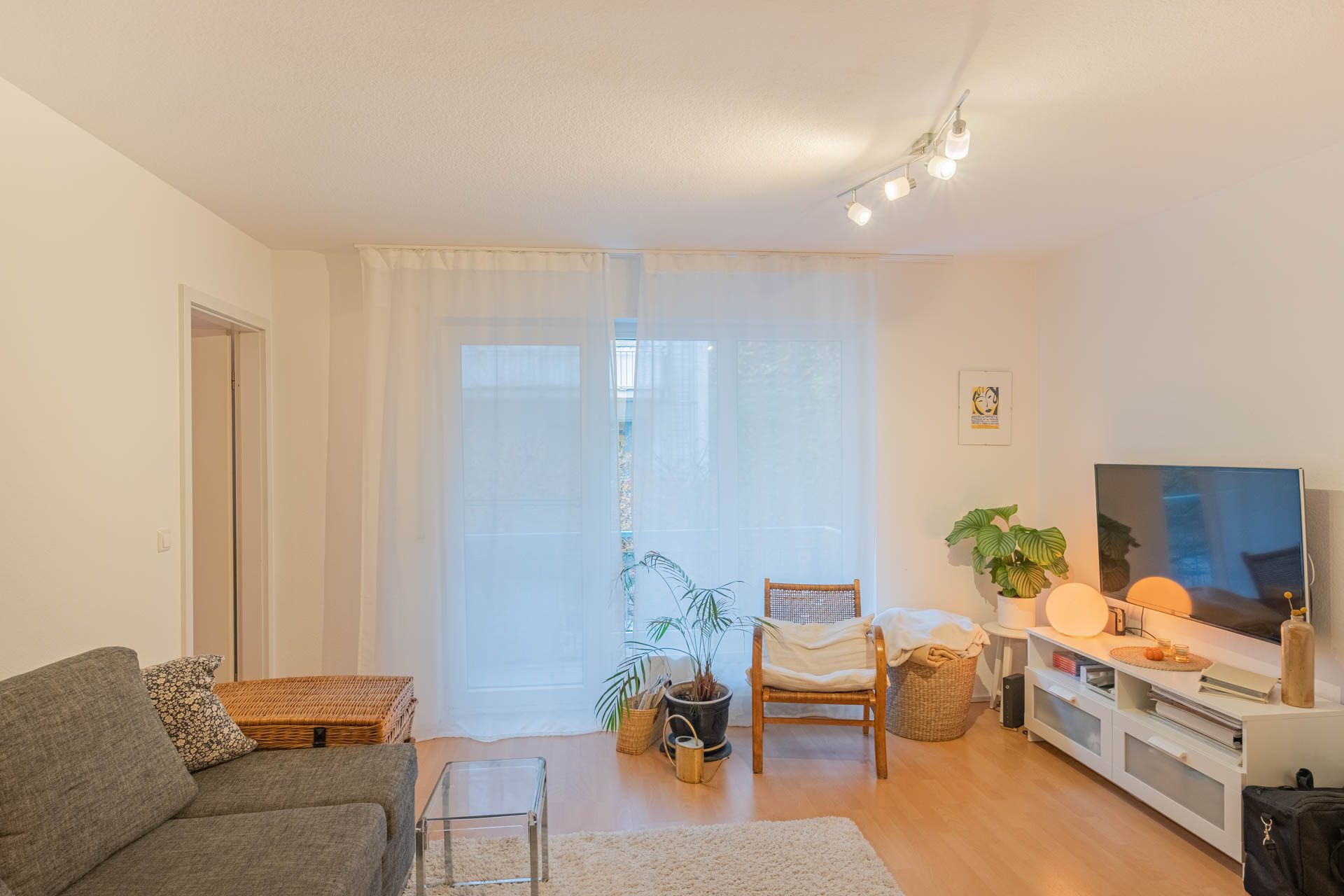 Immobilienangebot - Heidelberg - Alle - Charmante 2-Zimmerwohnung mit Loggia im Zentrum von Heidelberg