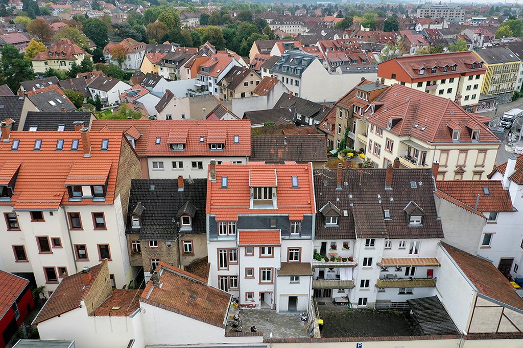 Immobilienangebot - Heidelberg - Alle - Erstbezug nach Kernsanierung: Stilvolle 3-Zimmerwohnung mit separatem Arbeitszimmer und Balkon