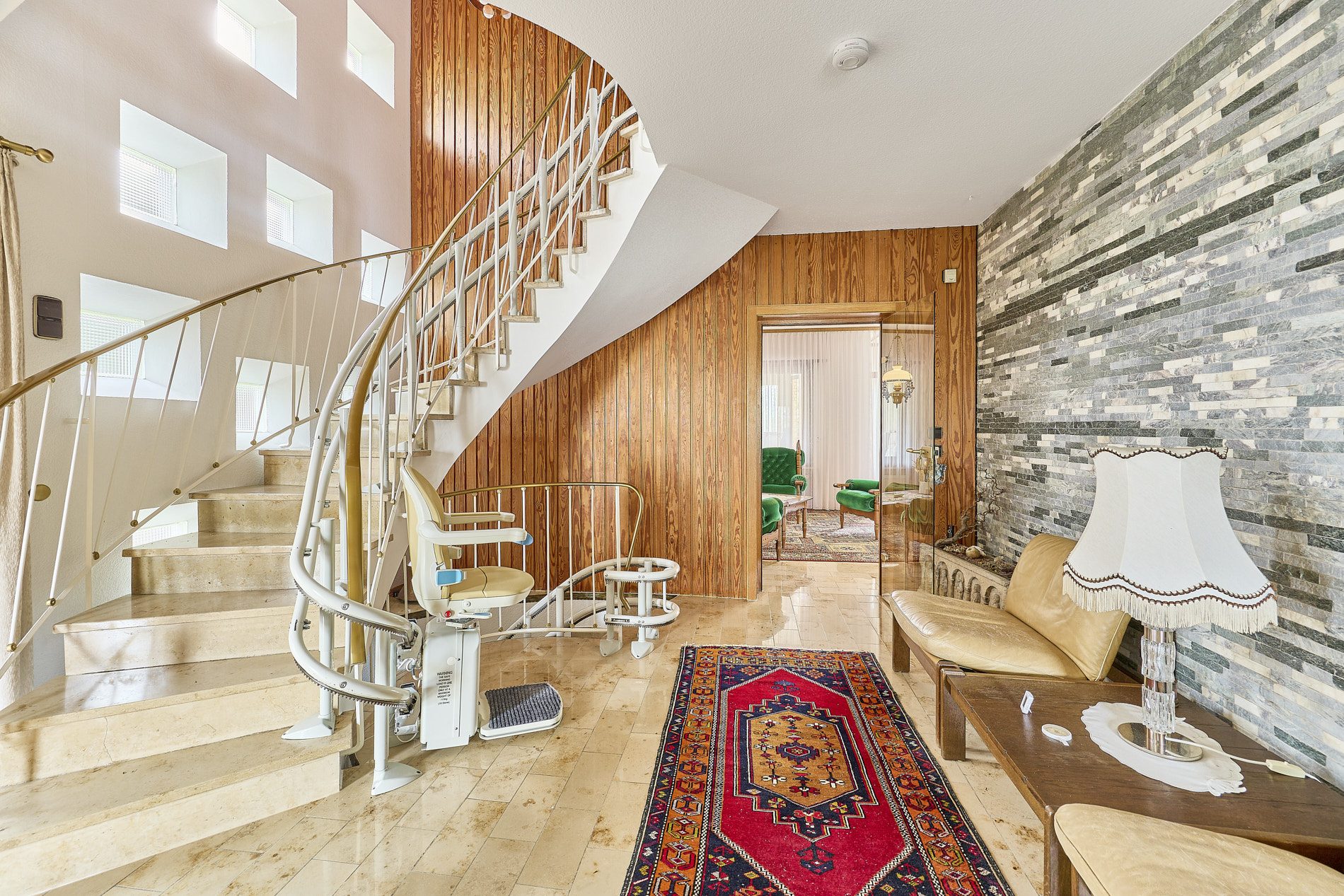 Immobilienangebot - Wiesloch - Alle - Wiesloch: Geräumiges Haus mit Wintergarten, vielen Vorzügen und herrlichem Garten in begehrter Lage