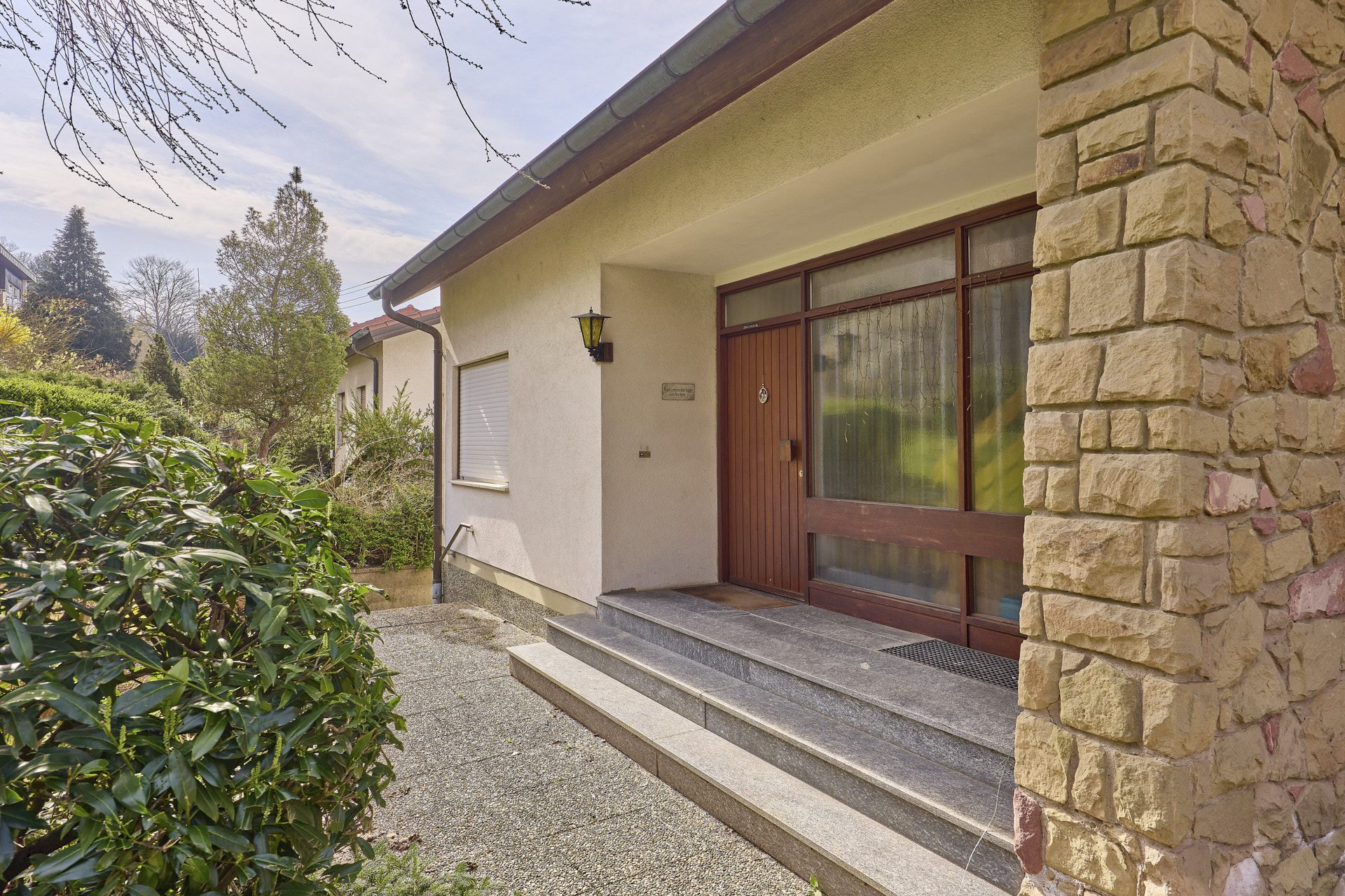Immobilienangebot - Neckargemünd - Alle - Großzügiges Zweifamilienhaus mit Maisonette-Wohnung