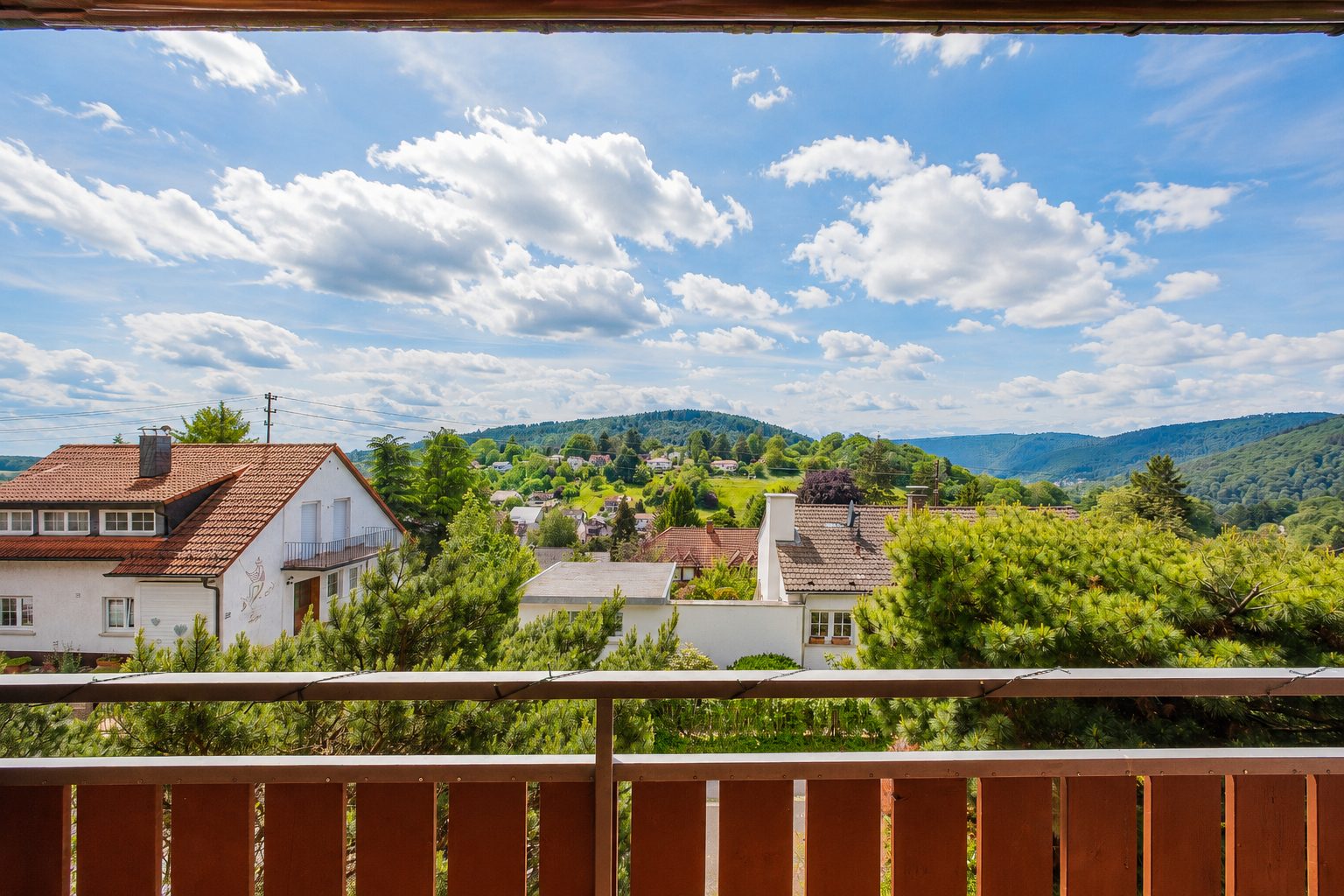 Immobilienangebot - Neckargemünd - Alle - Großzügiges Zweifamilienhaus mit Maisonette-Wohnung