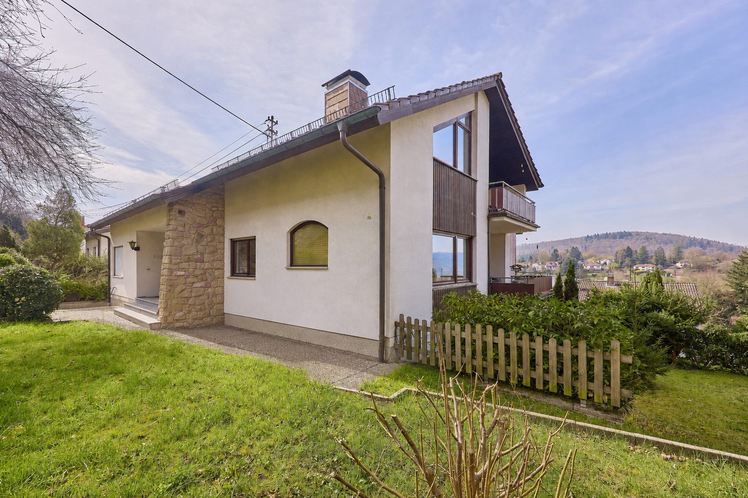 Immobilienangebot - Neckargemünd - Alle - Großzügiges Zweifamilienhaus mit Maisonette-Wohnung