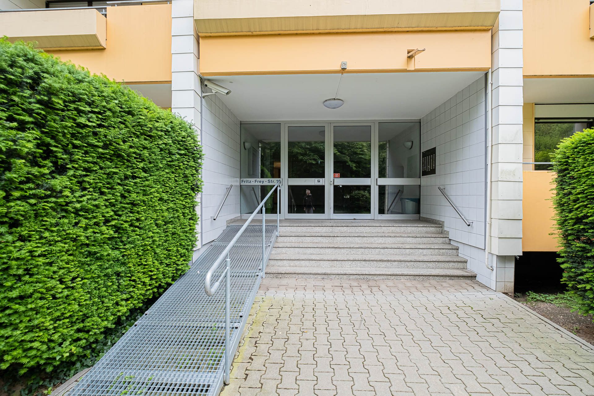 Immobilienangebot - Heidelberg - Alle - Handschuhsheim: Zweizimmerwohnung mit zwei Loggien und einem Tiefgaragenstellplatz