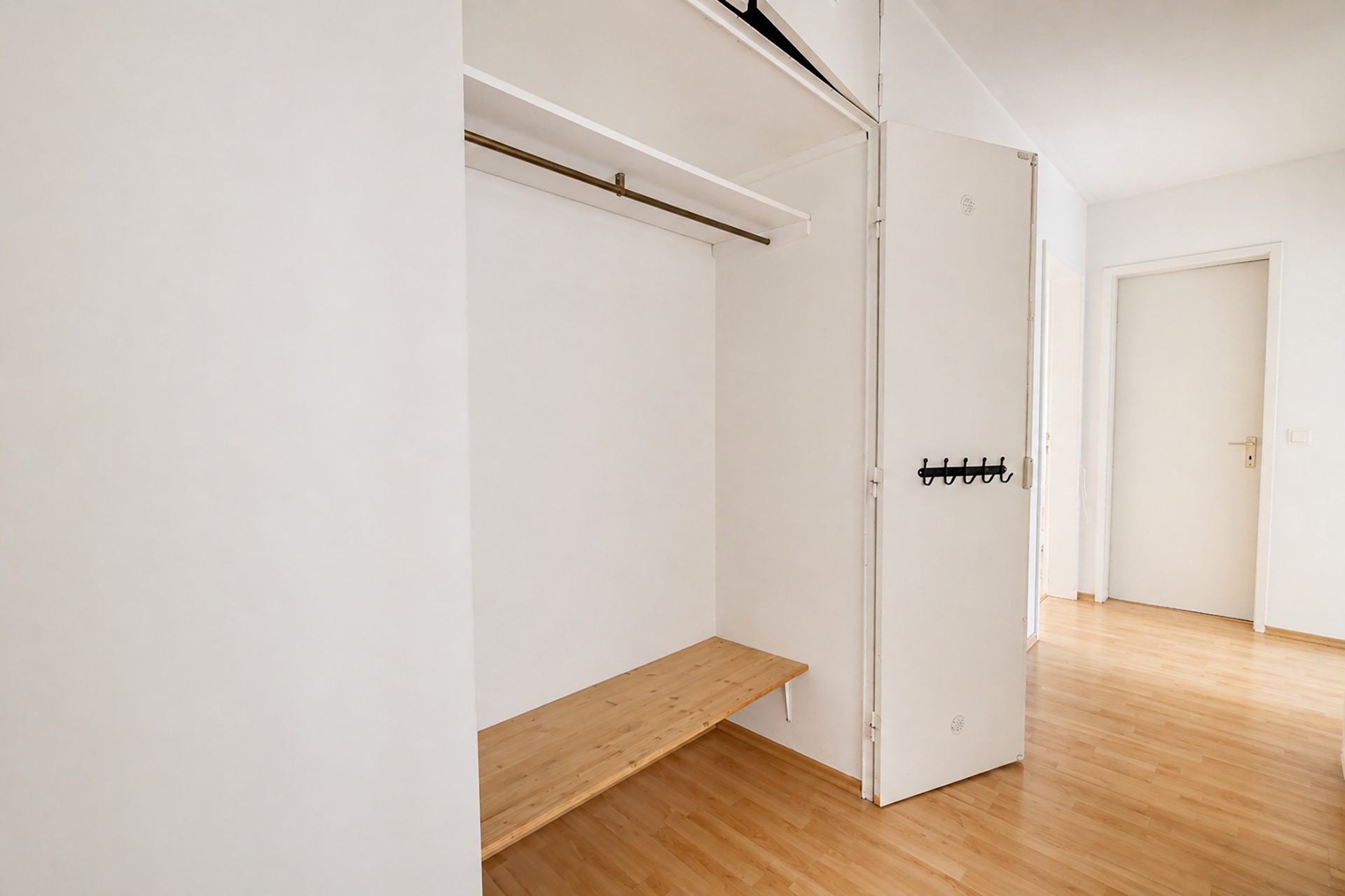 Immobilienangebot - Heidelberg - Alle - In begehrter Bestlage: Großzügige 4-Zimmer-Wohnung mit großem Südwestbalkon in Handschuhsheim