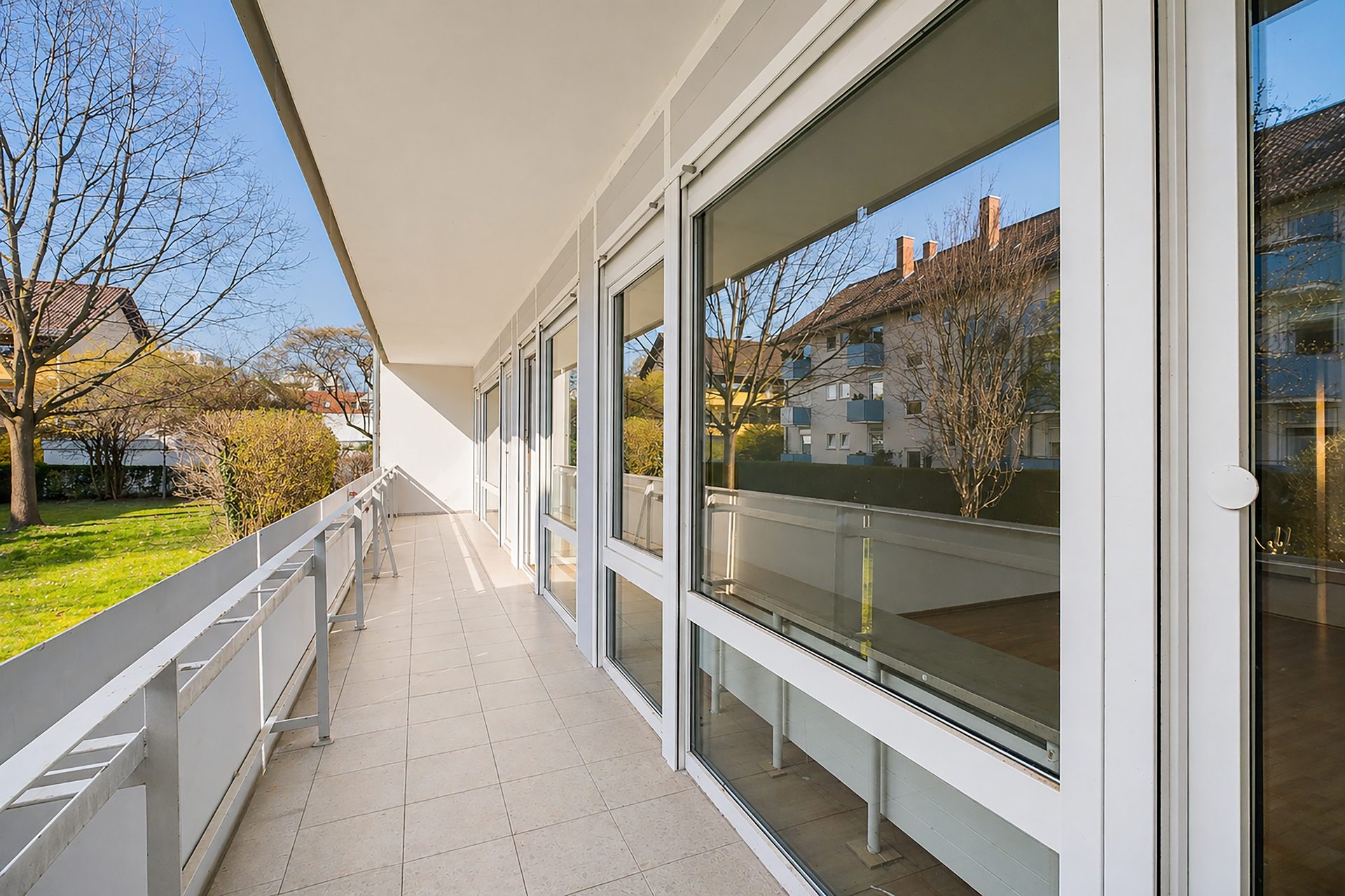 Immobilienangebot - Heidelberg - Alle - In begehrter Bestlage: Großzügige 4-Zimmer-Wohnung mit großem Südwestbalkon in Handschuhsheim