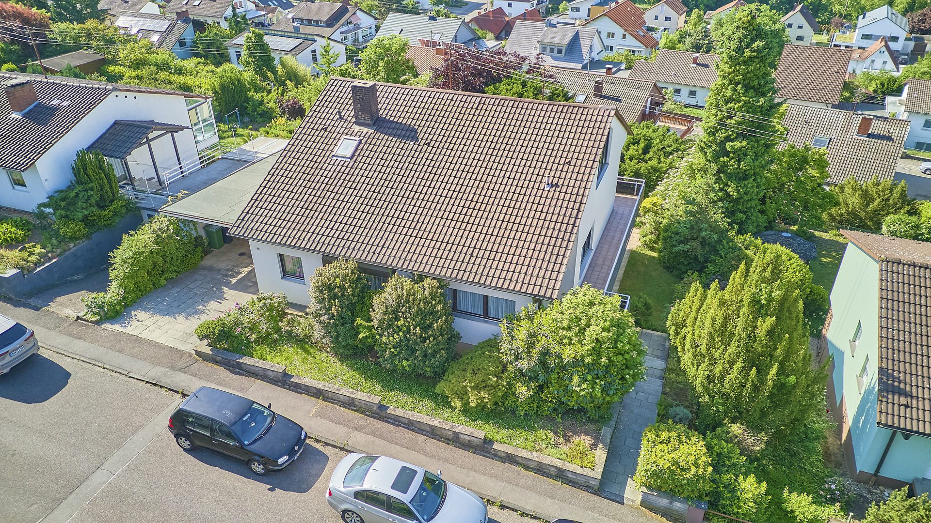 Immobilienangebot - Wiesloch - Alle - Panoramablick inklusive: Großzügiges Einfamilienhaus mit Garten und ELW in bester Lage von Wiesloch