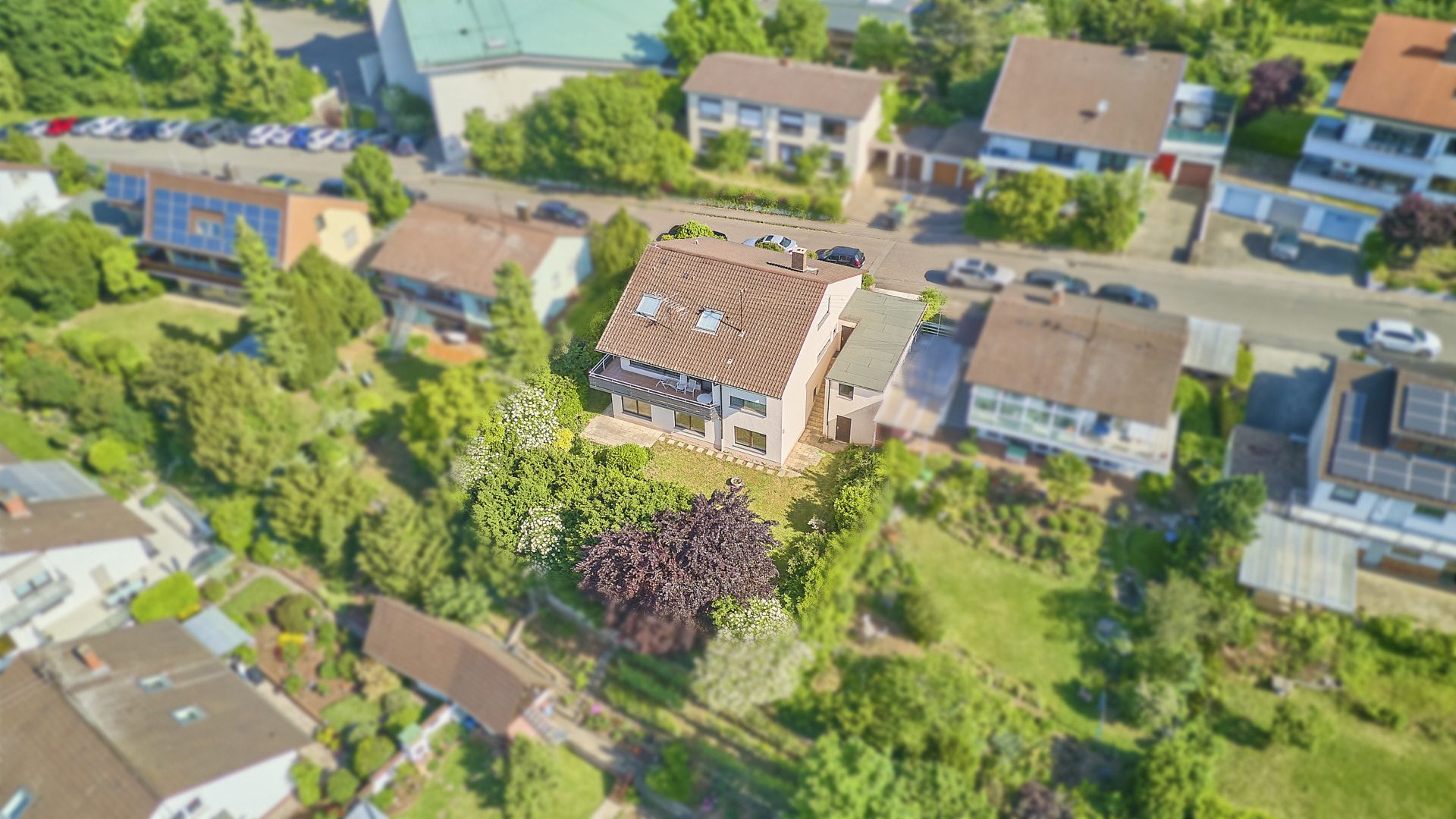 Immobilienangebot - Wiesloch - Alle - Panoramablick inklusive: Großzügiges Einfamilienhaus mit Garten und ELW in bester Lage von Wiesloch