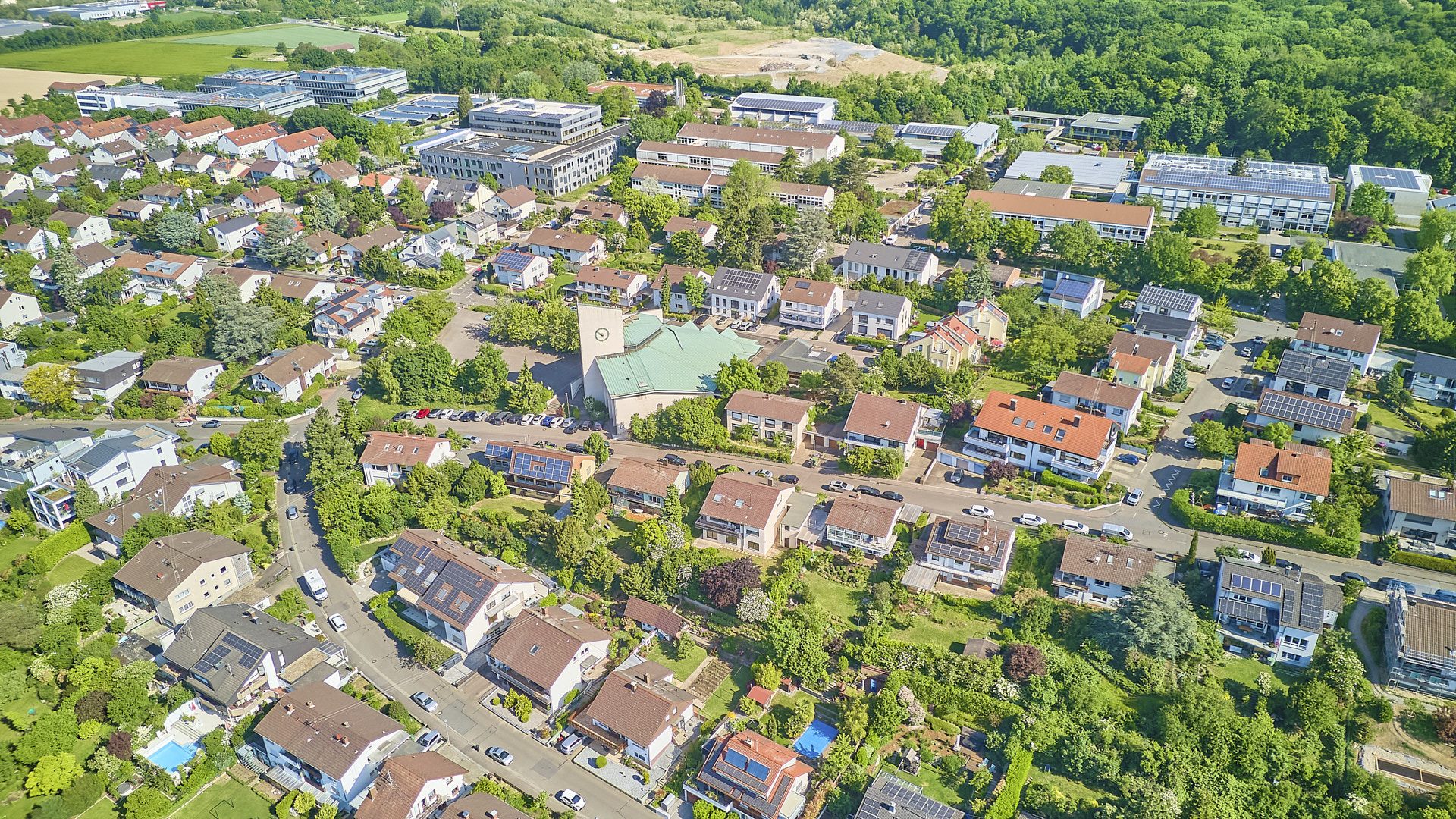 Immobilienangebot - Wiesloch - Alle - Panoramablick inklusive: Großzügiges Einfamilienhaus mit Garten und ELW in bester Lage von Wiesloch