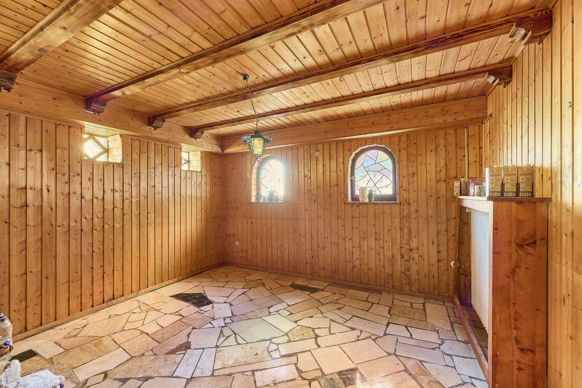 Immobilienangebot - Schriesheim - Alle - Großzügig wohnen in begehrter Lage:
Rarität mit großer Terrasse, Wellnessbereich und zwei Garagen