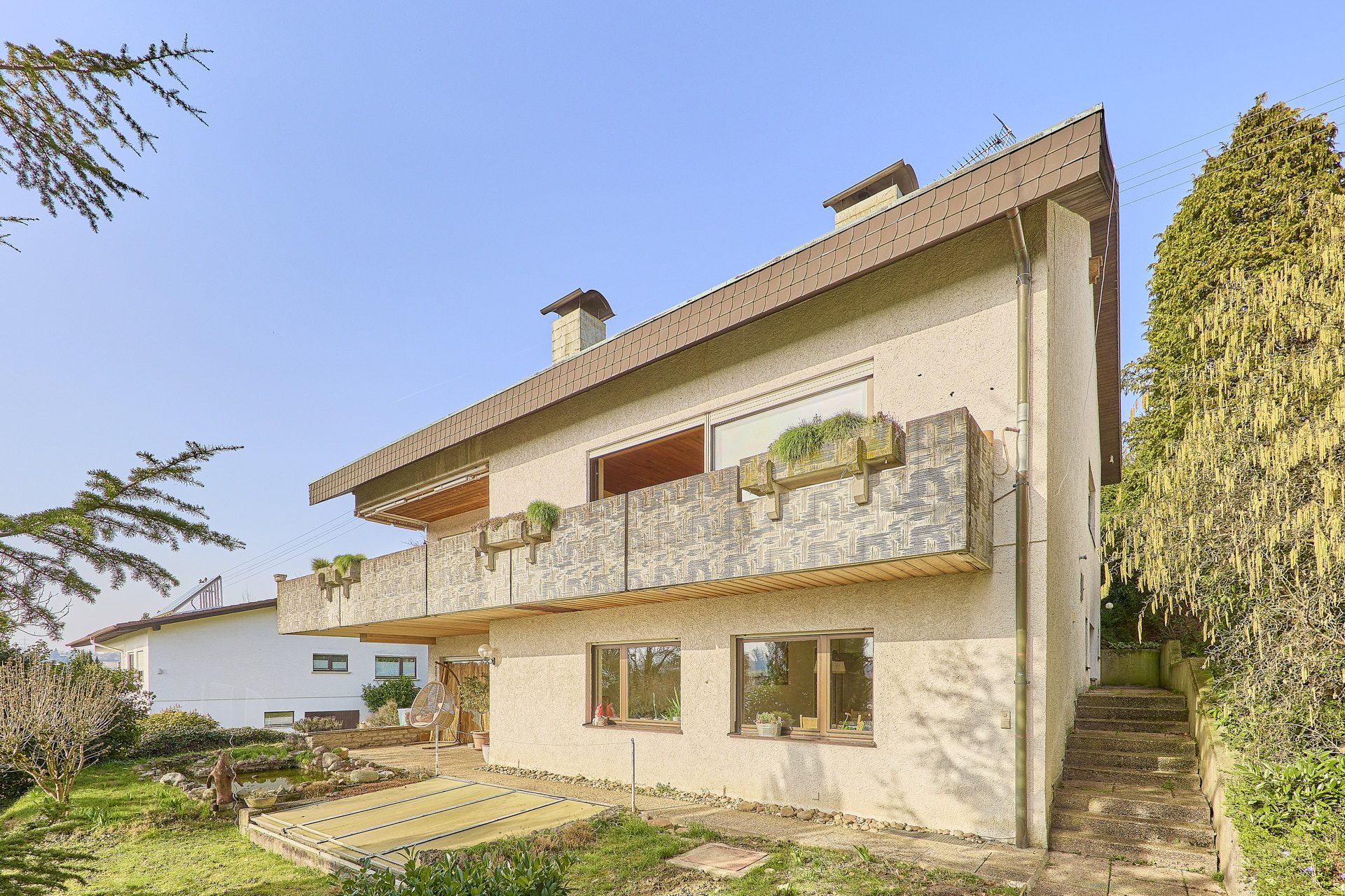 Immobilienangebot - Wiesloch / Baiertal - Alle - Großzügige Architektenvilla mit Einliegerwohnung und Weitblick
