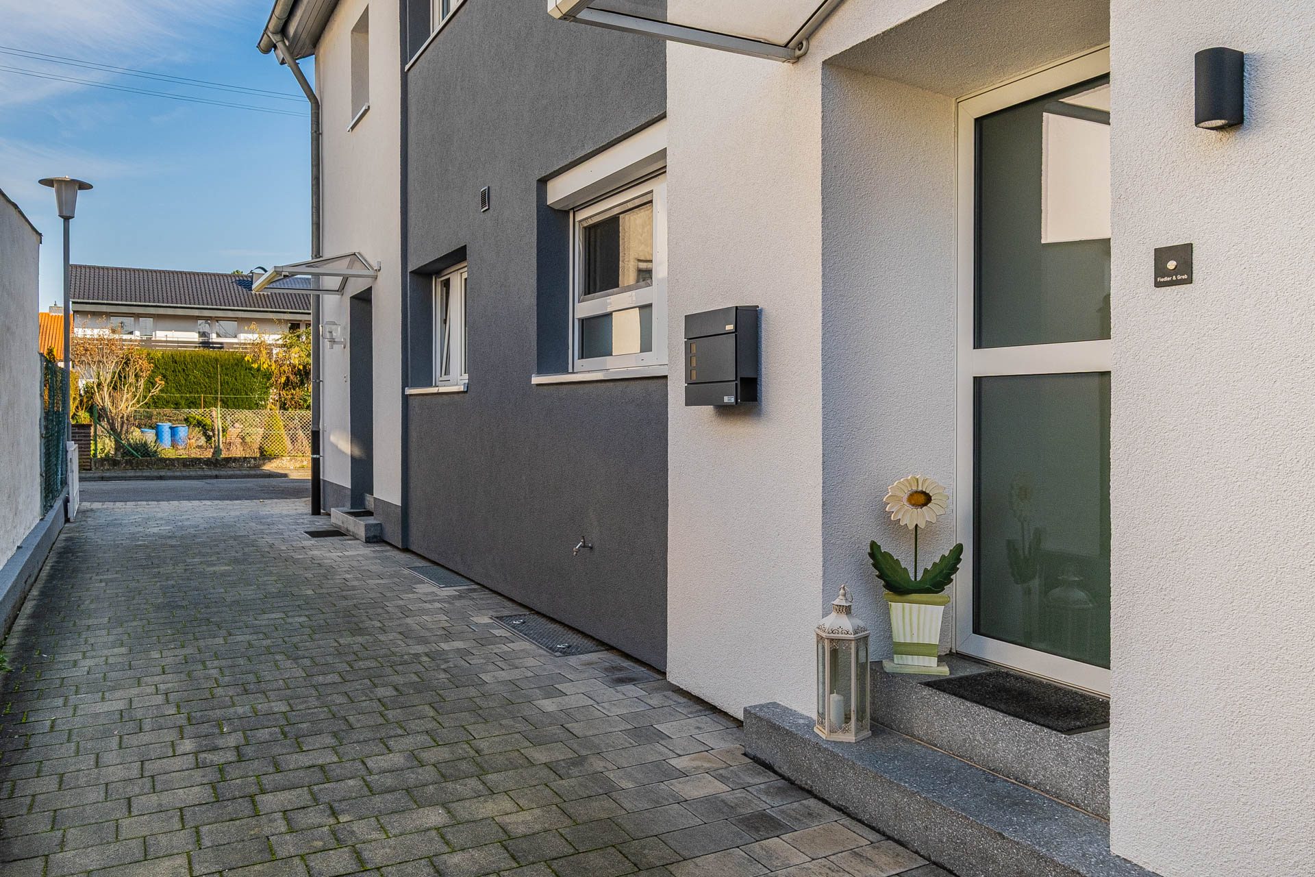 Immobilienangebot - Eppelheim - Alle - Eppelheim: Zauberhafte Doppelhaushälfte auf sehr günstigem Erbpachtanwesen mit Gemeinschaftsgarten