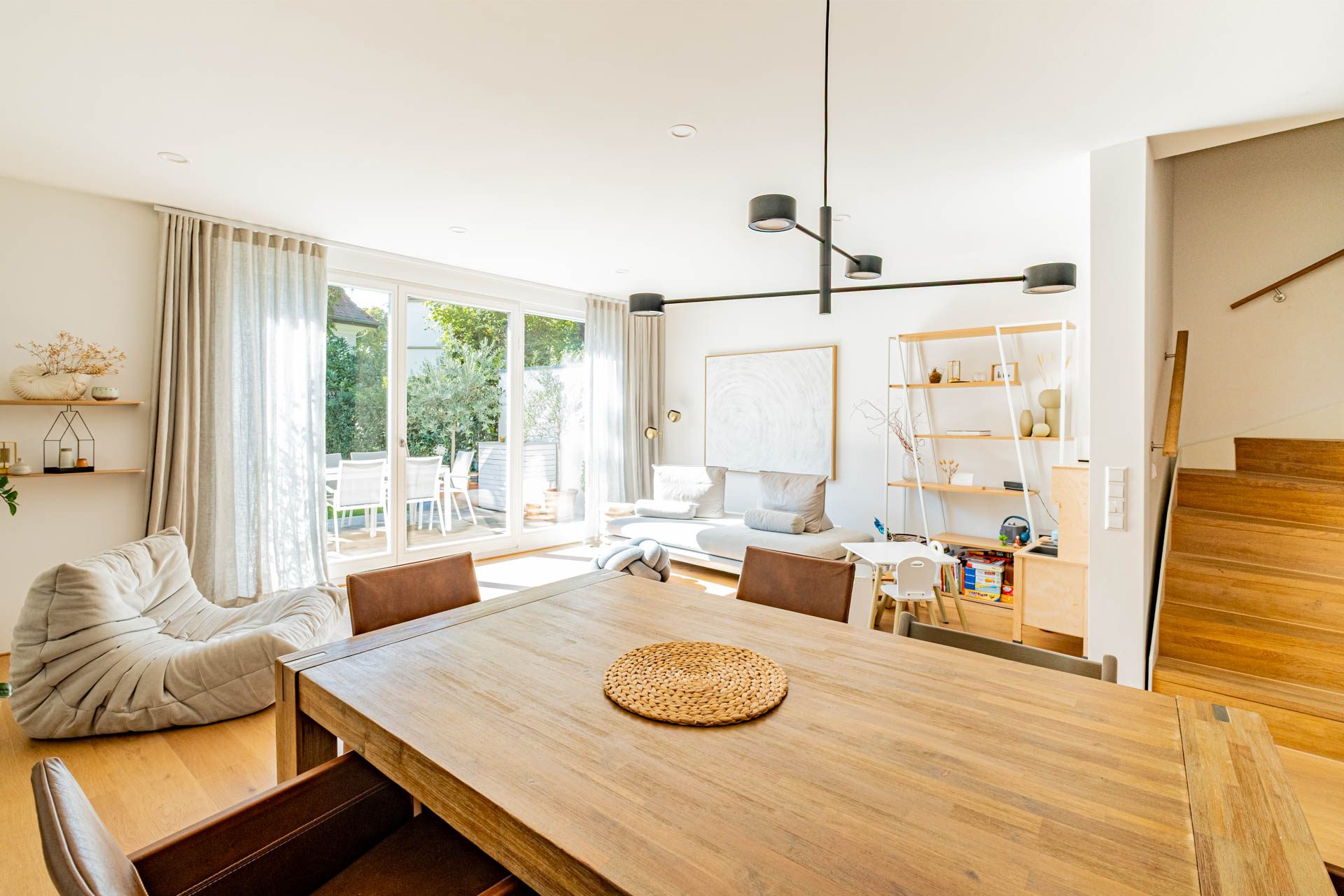 Immobilienangebot - Heidelberg - Alle - Handschuhsheim: Neuwertige Doppelhaushälfte mit Garten, überraschender Ausstattung und Privatsphäre