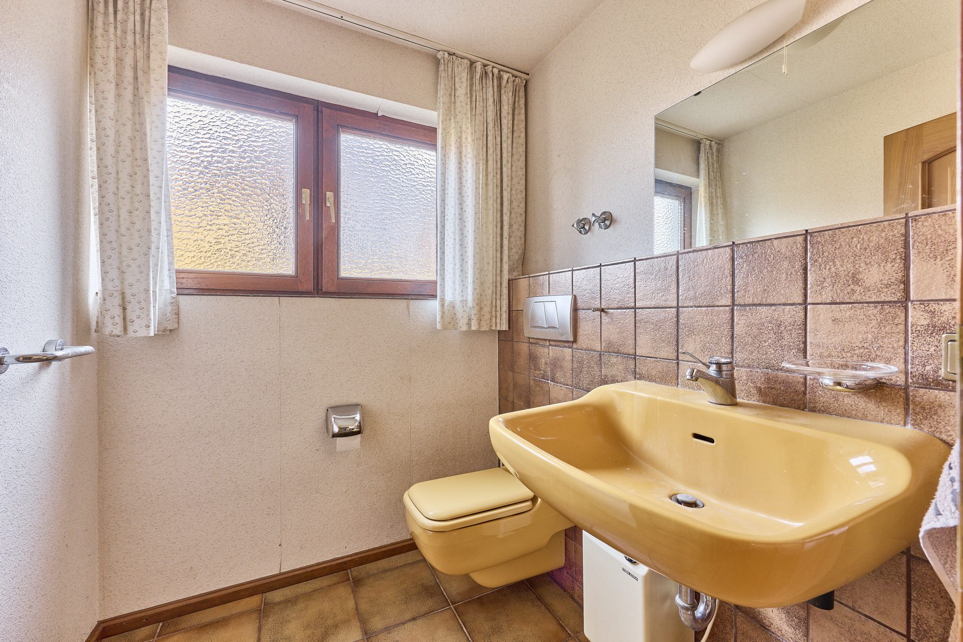 Immobilienangebot - Neckargemünd - Alle - Geräumiges Einfamilienhaus mit Einliegerwohnung in Neckargemünd