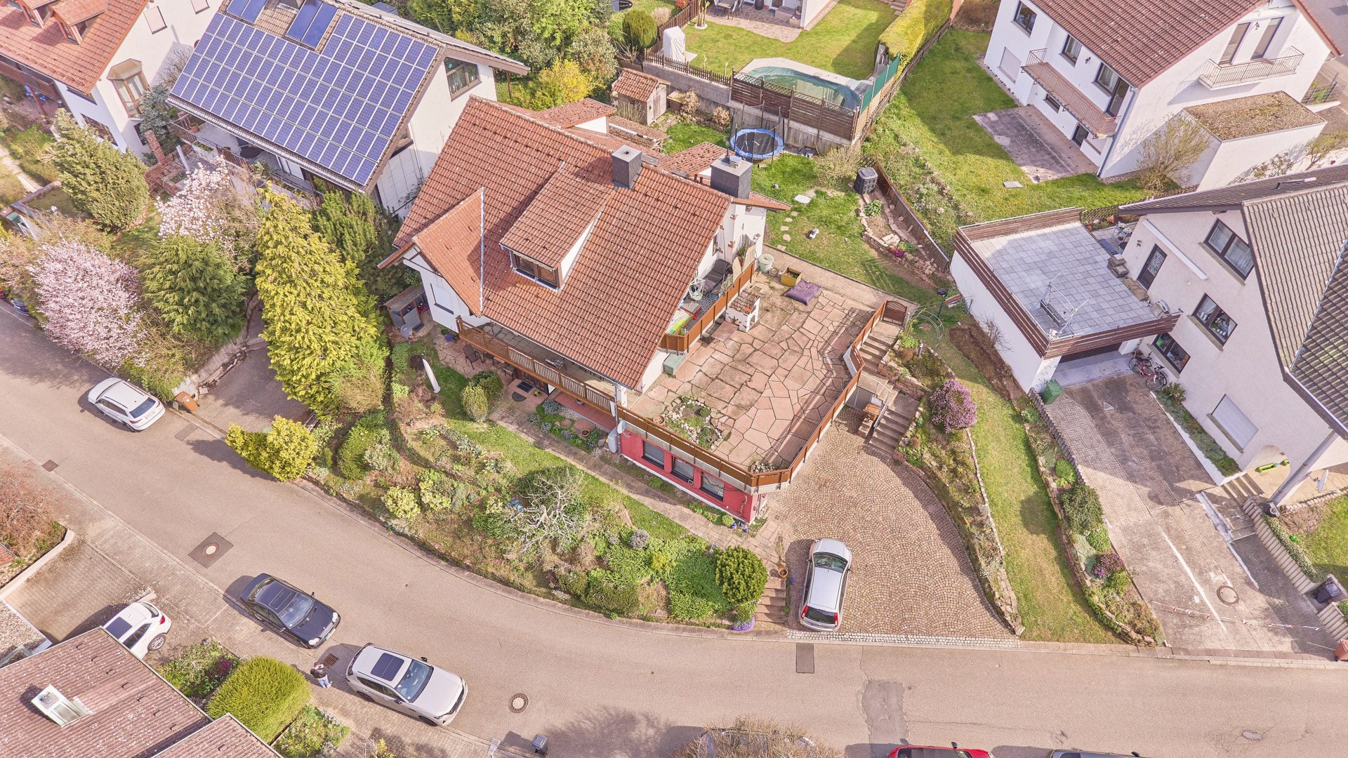Immobilienangebot - Neckargemünd / Dilsberg - Alle - Viel Platz, viel Grün, viele Möglichkeiten – freistehendes Haus mit ELW in Neckargemünd/Dilsberg