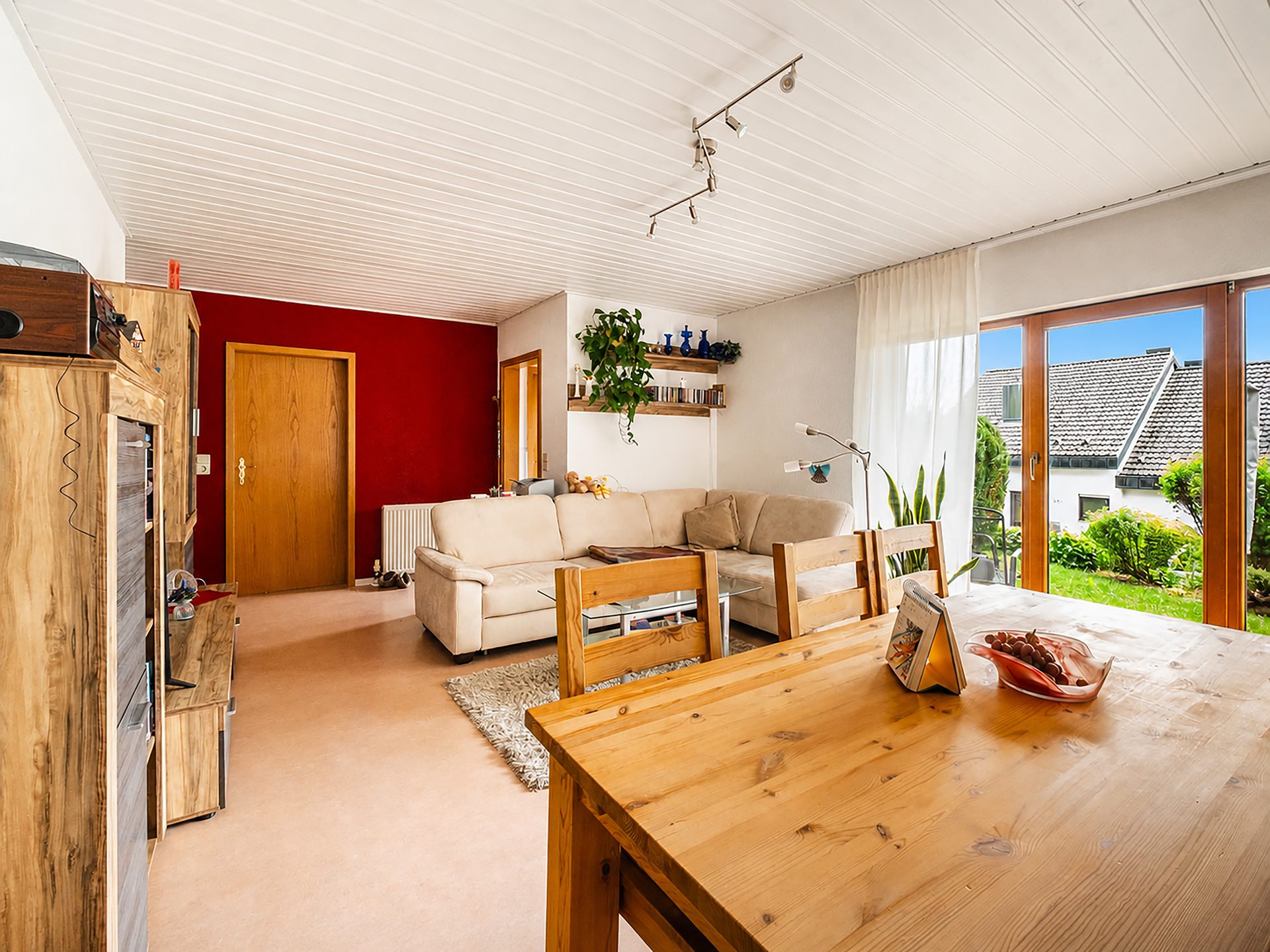 Immobilienangebot - Neckargemünd / Dilsberg - Alle - Viel Platz, viel Grün, viele Möglichkeiten – freistehendes Haus mit ELW in Neckargemünd/Dilsberg